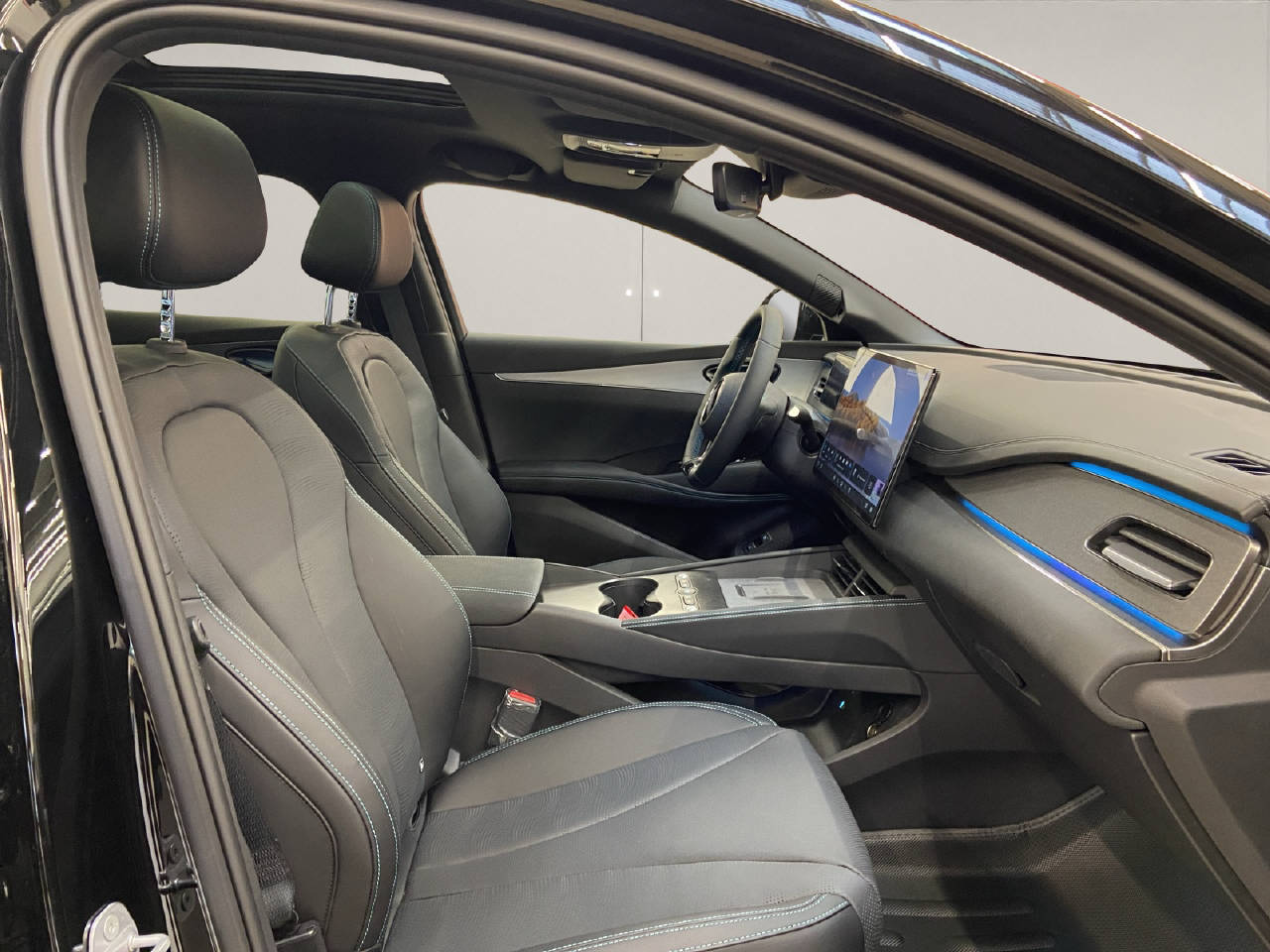 BYD Seal 6 DM-i Comfort-image-10