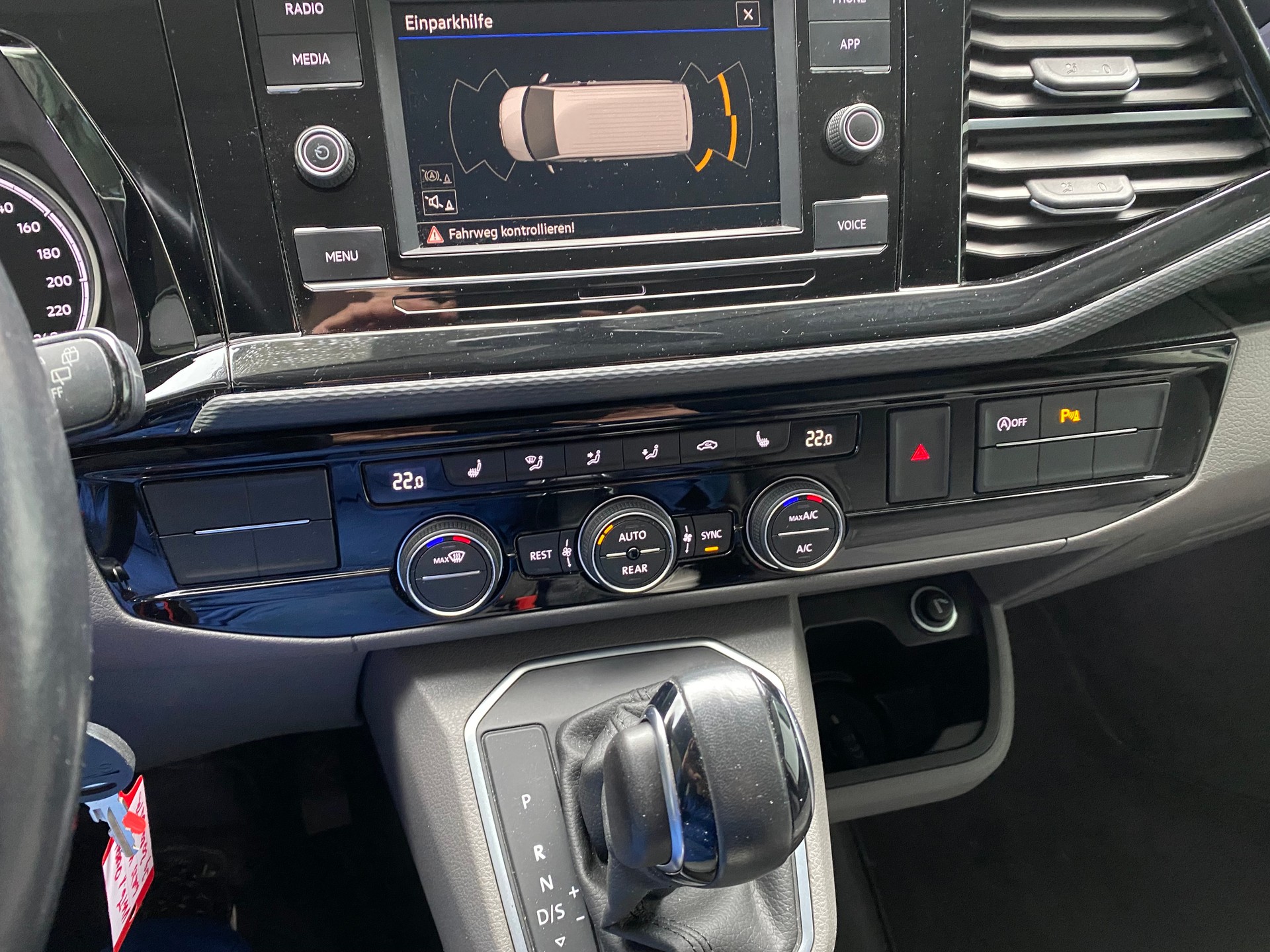VW T6.1 California 2.0 TDI Ocean Liberty 4Motion DSG-image-4