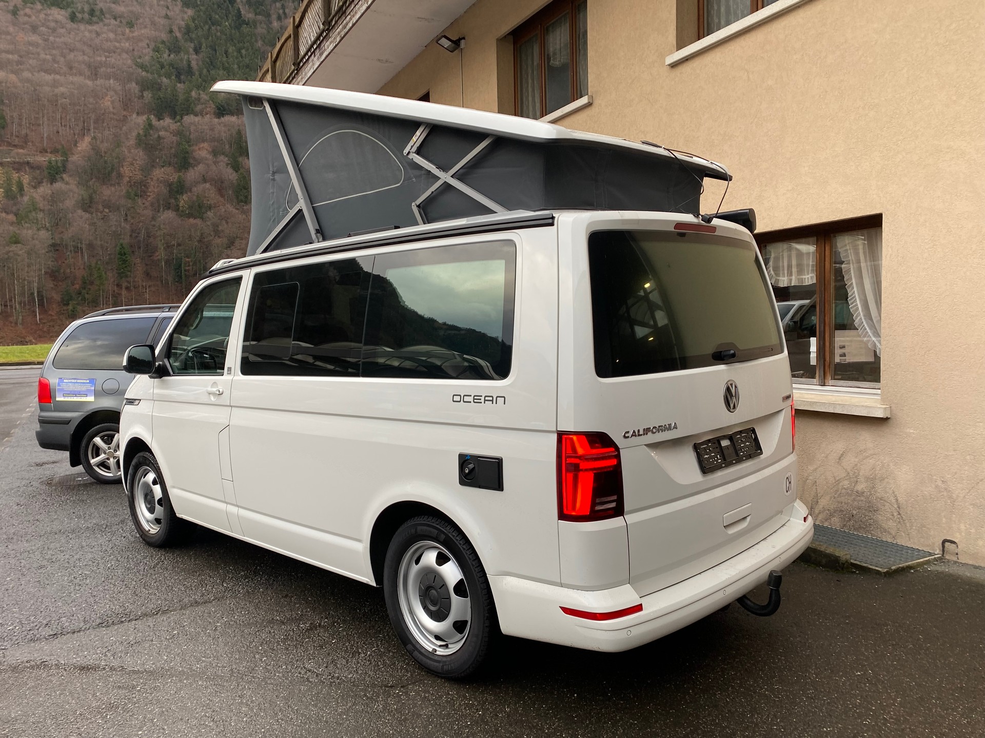 VW T6.1 California 2.0 TDI Ocean Liberty 4Motion DSG-image-9