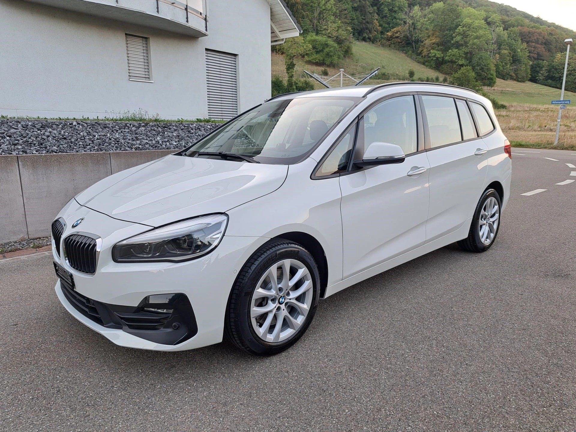 BMW 218d xDrive Gran Tourer Steptronic * 7 Plätze * AHK 1.600 kg *-image-1