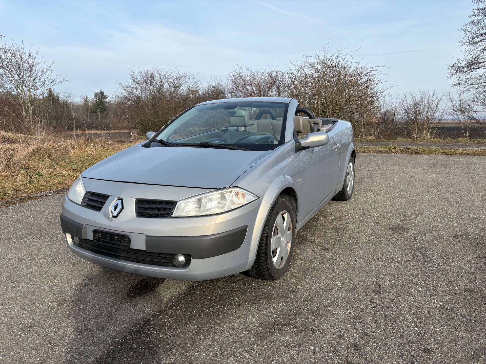 RENAULT Mégane C-C 2.0 16V Dynamique Confort-image-0