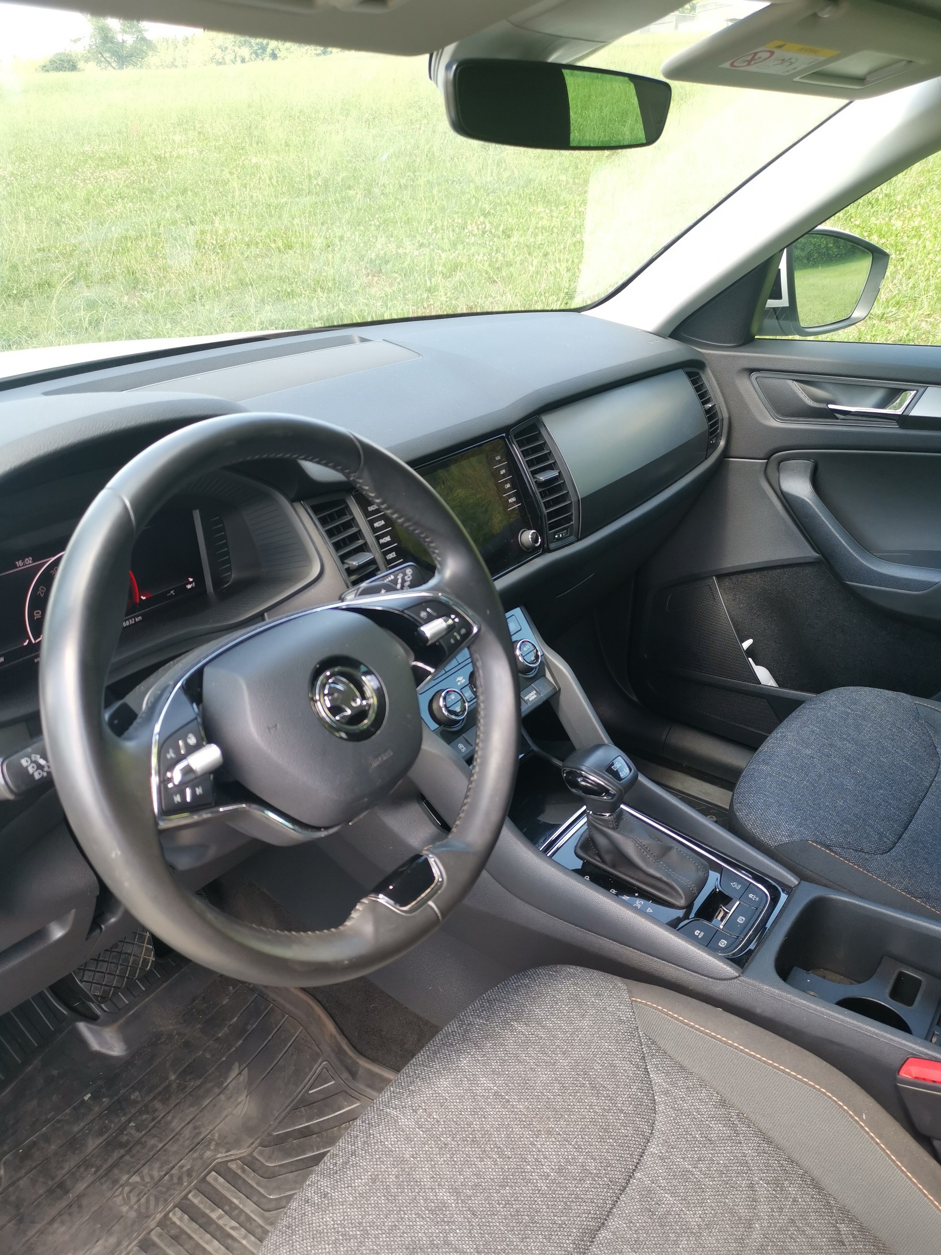 SKODA Kodiaq 2.0 TSI DSG Clever 4x4-image-4