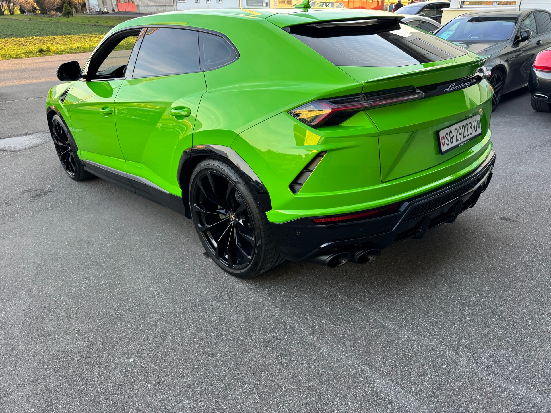 LAMBORGHINI Urus E-Gear-image-9