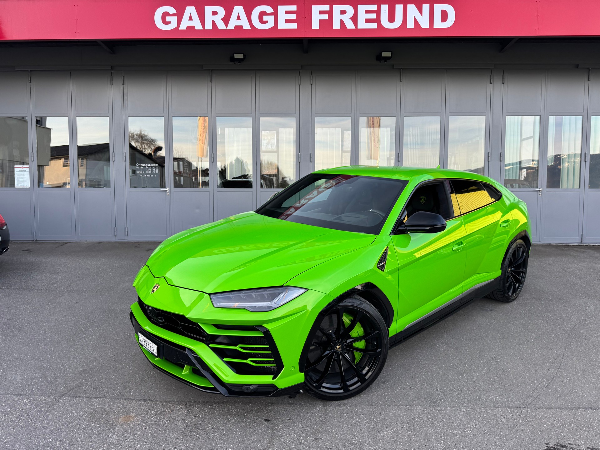 LAMBORGHINI Urus E-Gear-image-4