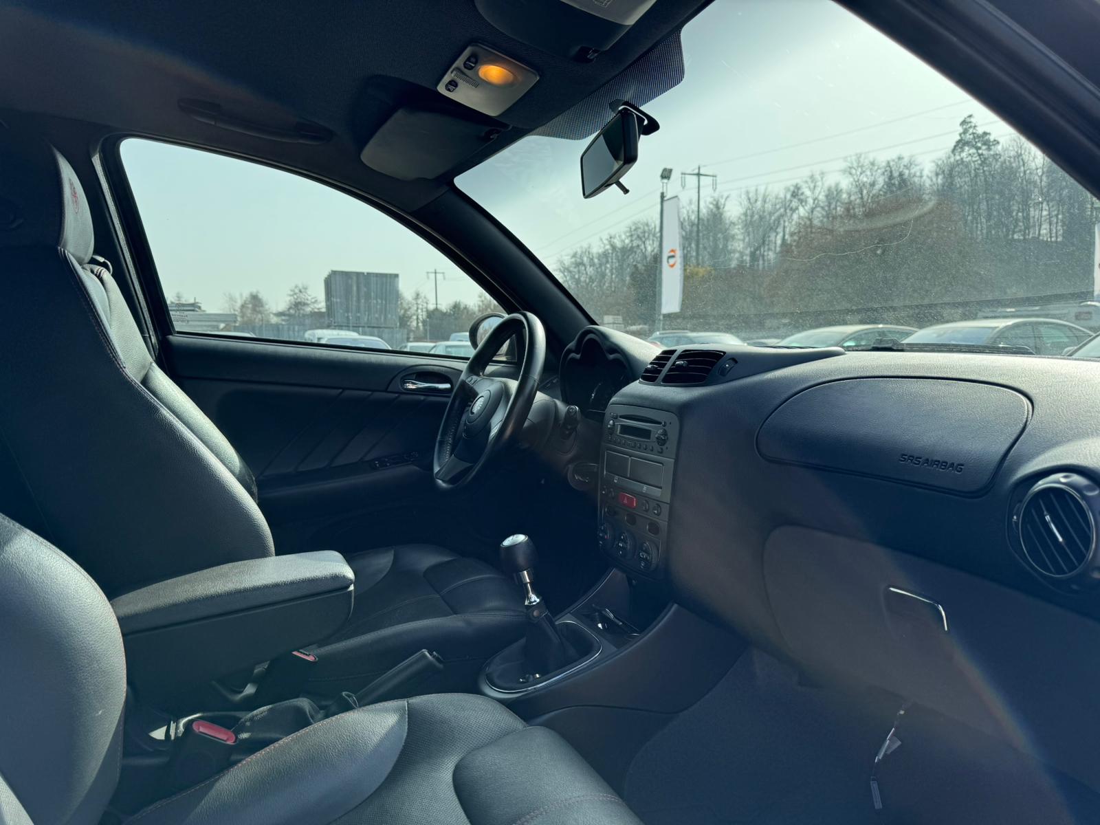 ALFA ROMEO 147 1.9 16V JTD Faces-image-8
