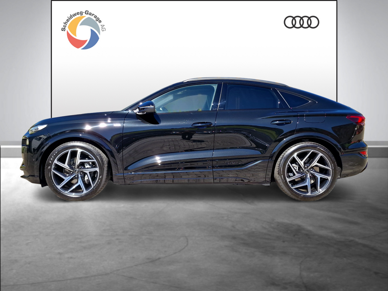 AUDI Q6 Sportback e-tron quattro-image-2
