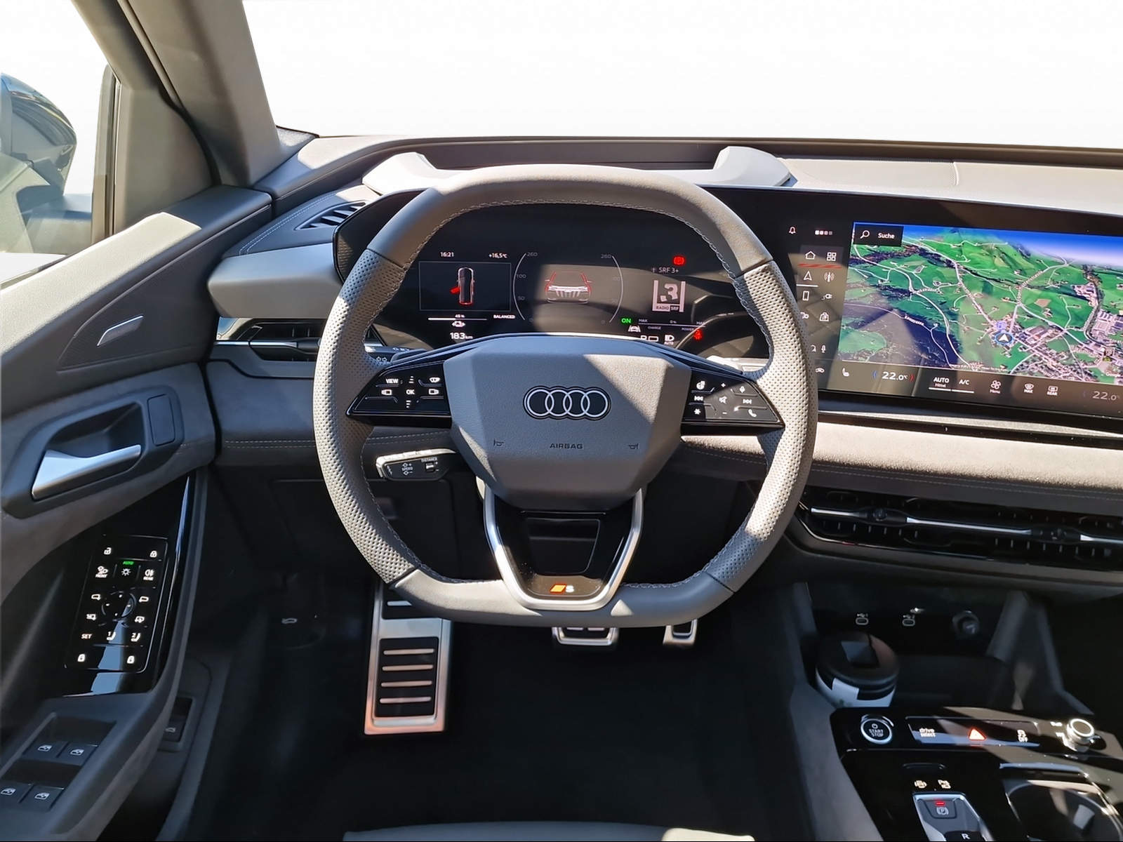 AUDI Q6 Sportback e-tron quattro-image-3
