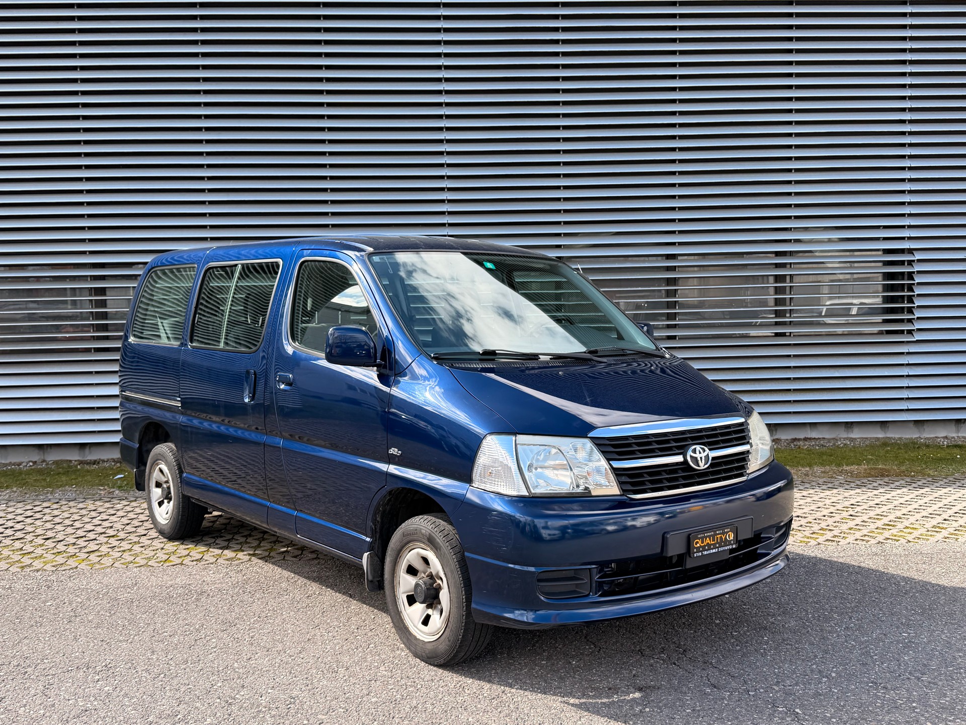 TOYOTA Hiace D-4D Wagon GL 4WD S