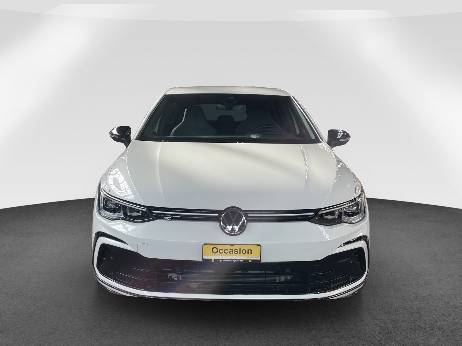 VW Golf VIII 2.0 TDI R-Line DSG 4motion-image-1