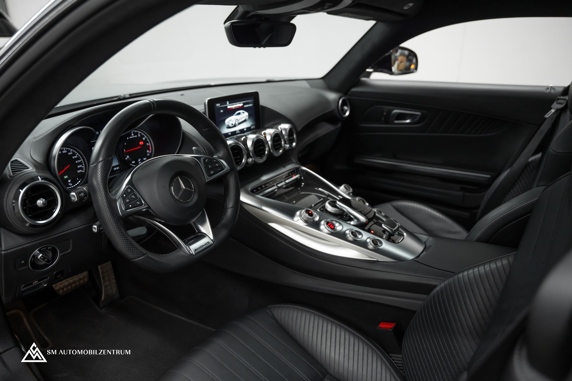 MERCEDES-BENZ AMG GT Coupé / OHNE OPF / Panorama / Performance Abgasanlage / Memory-image-16