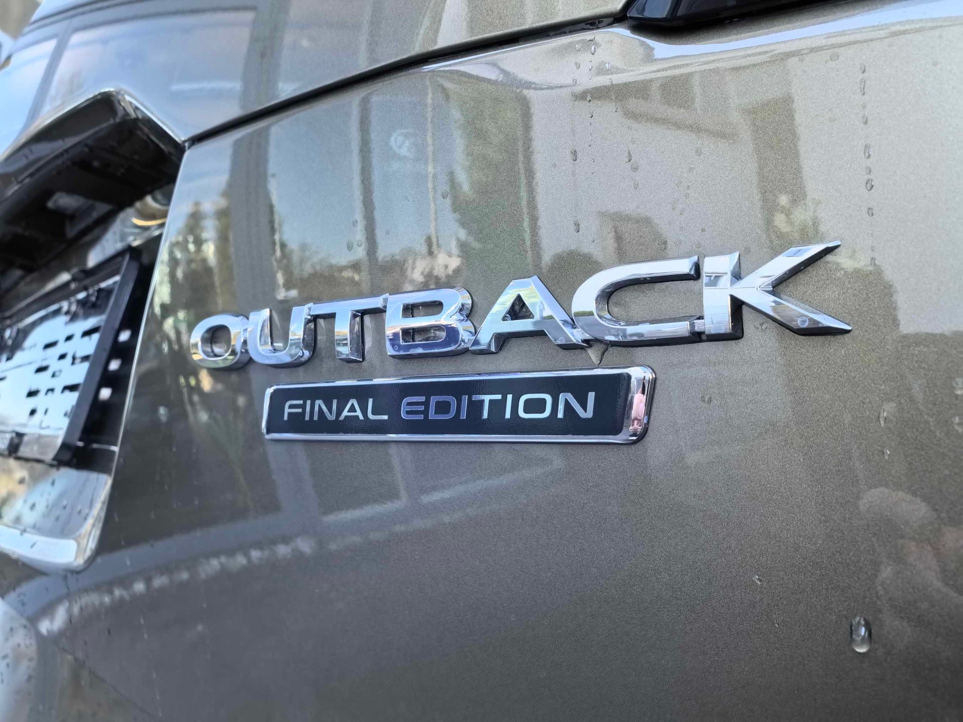 SUBARU Outback 2.5i Final Edition AWD Lineartronic-image-5
