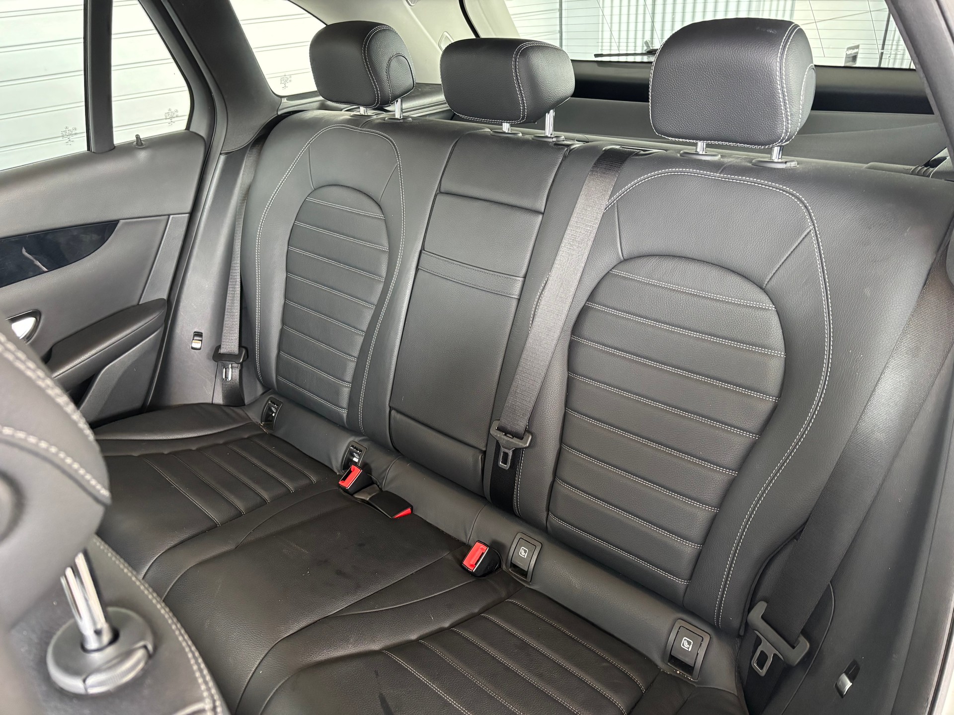 MERCEDES-BENZ GLC 220 d Exclusive 4Matic 9G-Tronic-image-6