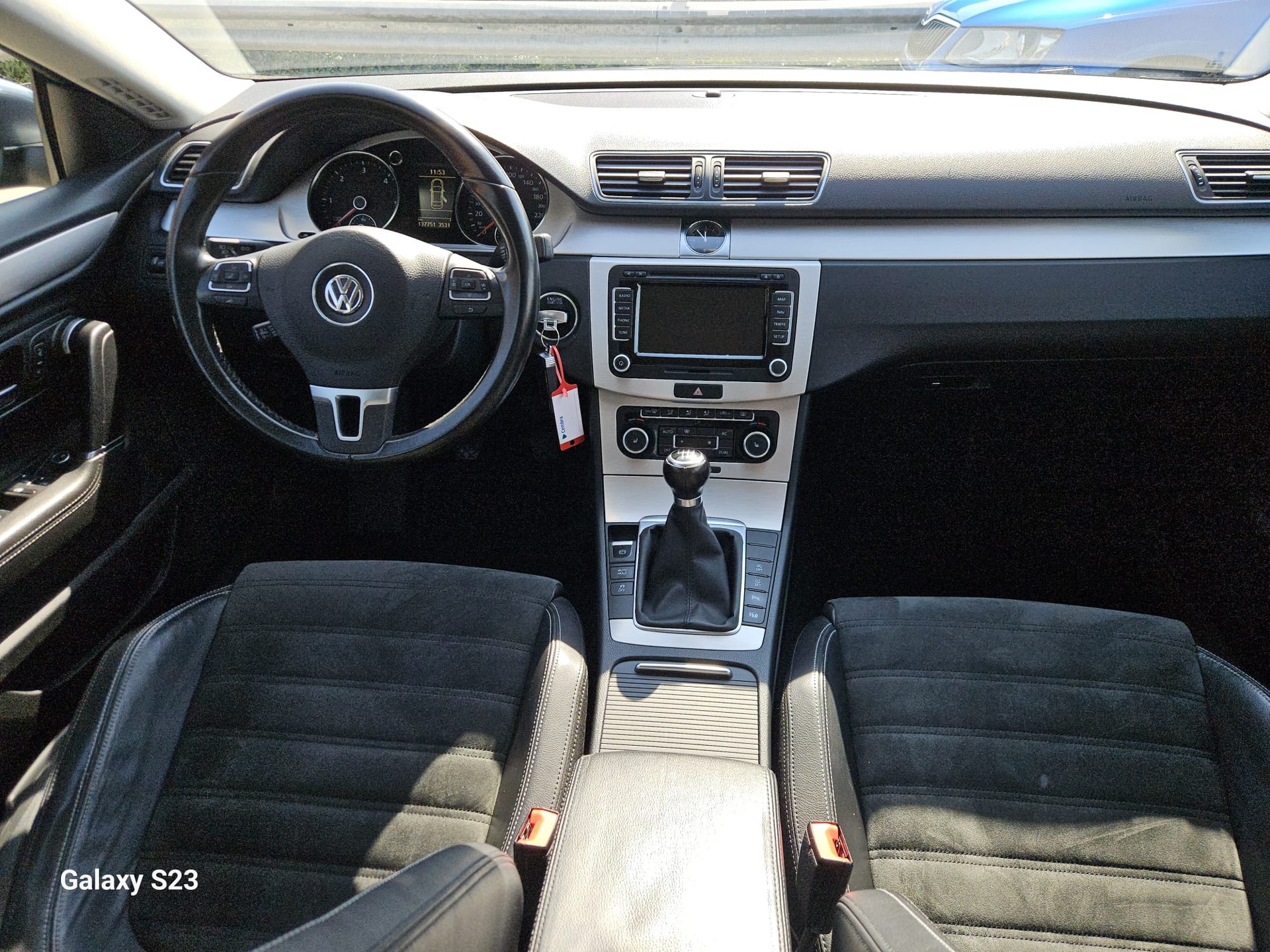 VW Passat CC 2.0 TDI BlueMotion Technology-image-7