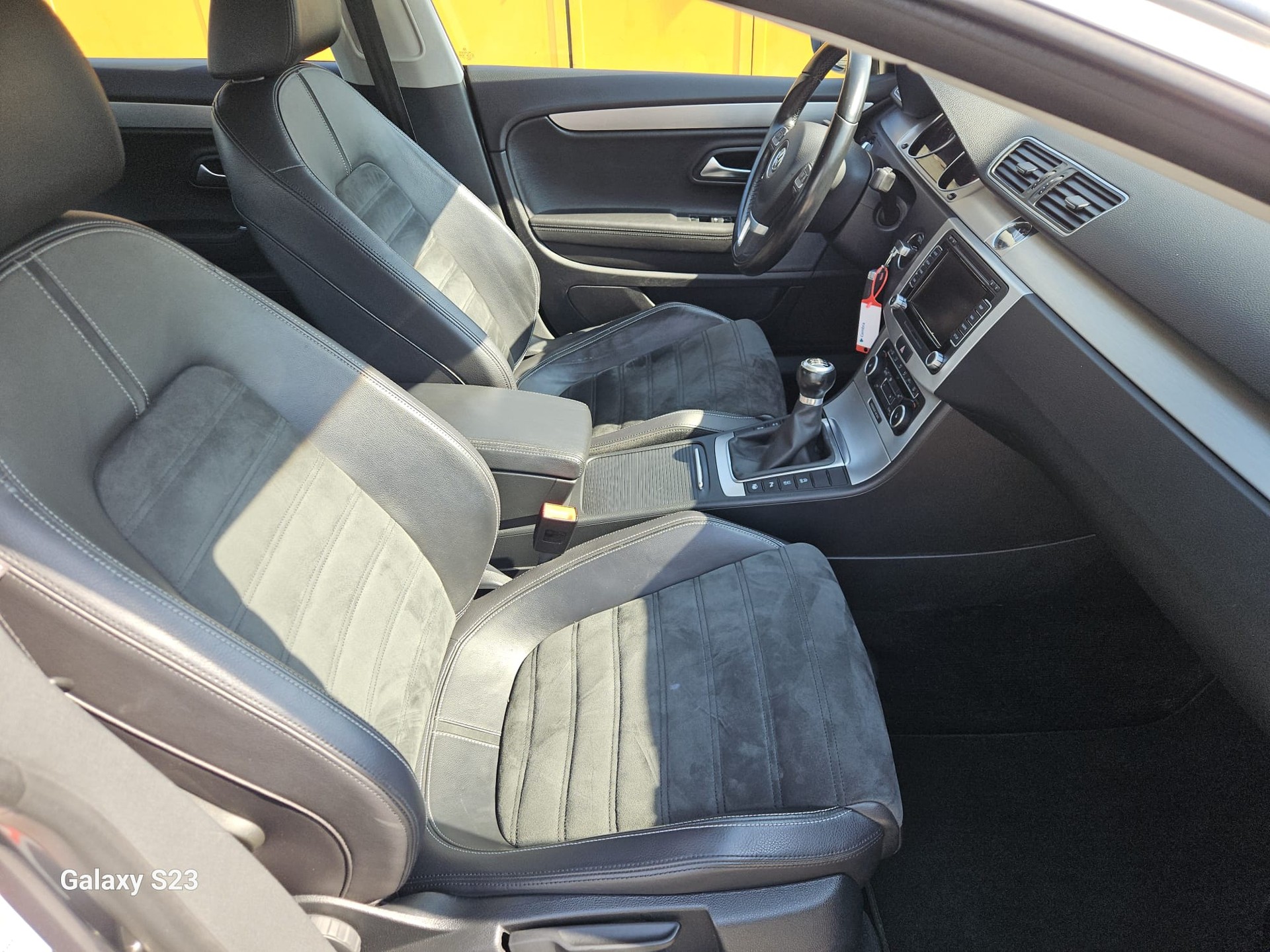 VW Passat CC 2.0 TDI BlueMotion Technology-image-6