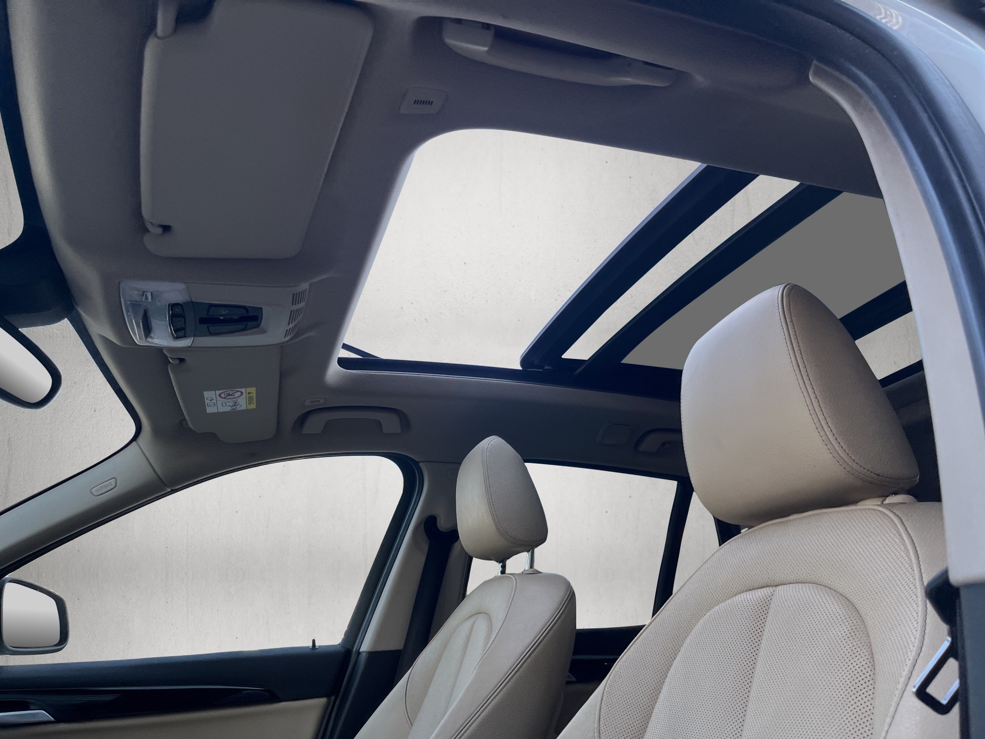 BMW X1 sDrive 18i Steptronic-image-13
