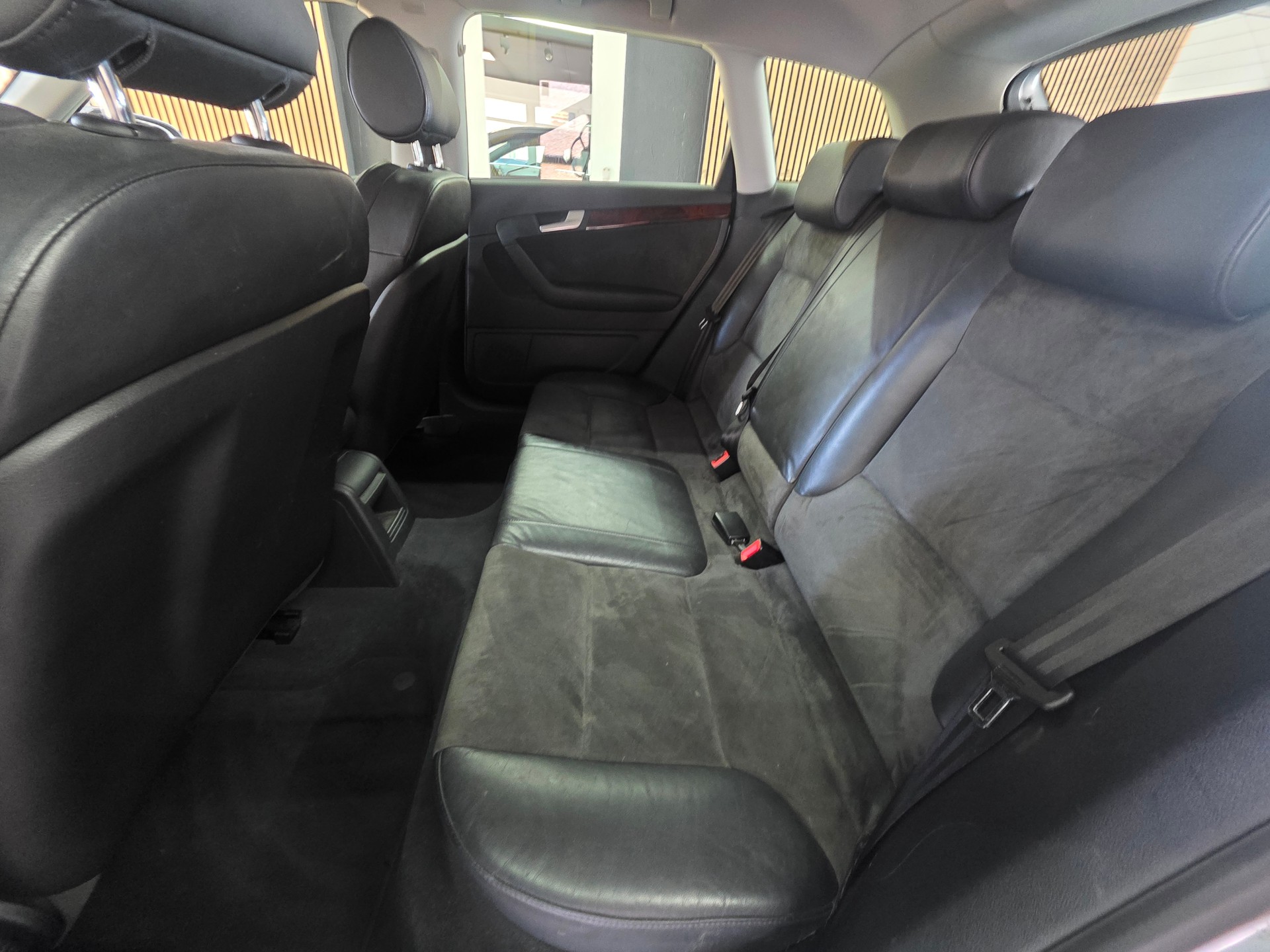AUDI A3 3.2 Ambition V6 quattro-image-14