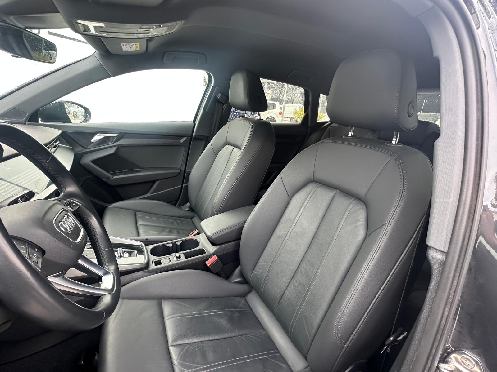 AUDI A3 Sportback 40 TFSI S line quattro S-tronic-image-6