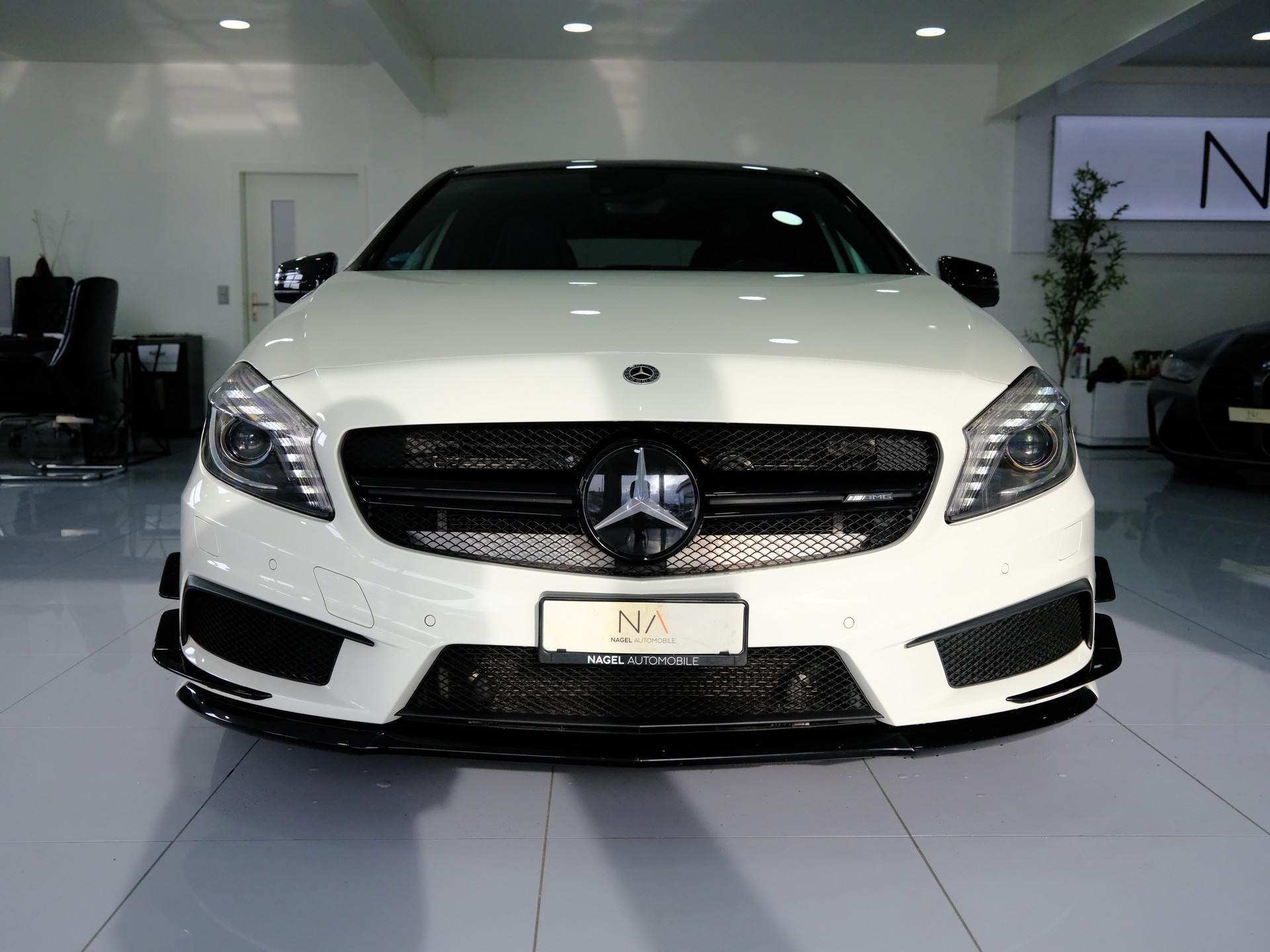 MERCEDES-BENZ A 45 AMG 4Matic Speedshift 7G-DCT-image-2