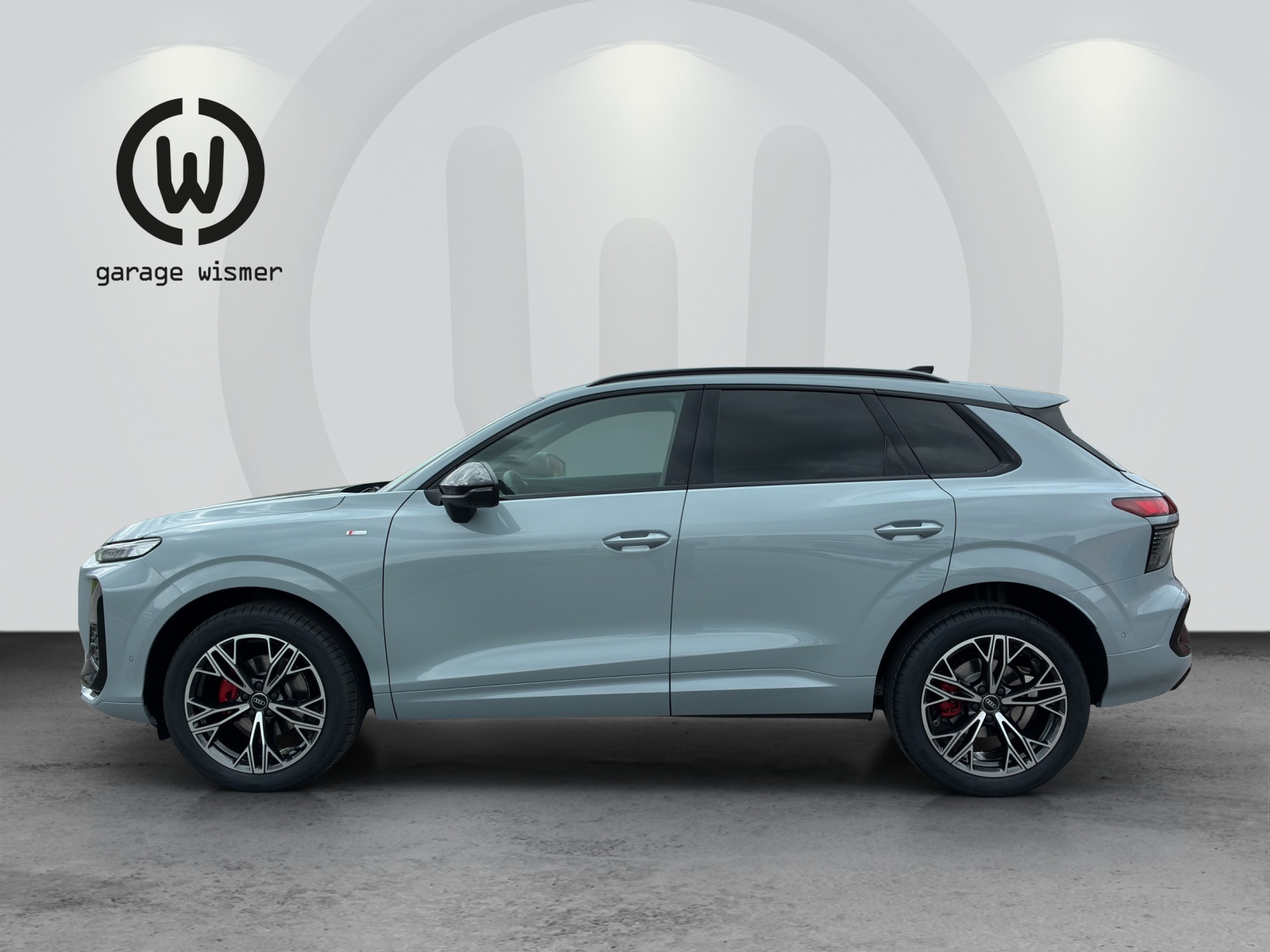 AUDI Q3 SUV 110 kW TFSI S tronic-image-1