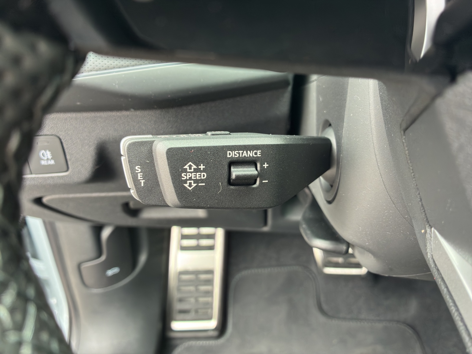 AUDI Q3 SUV 110 kW TFSI S tronic-image-17