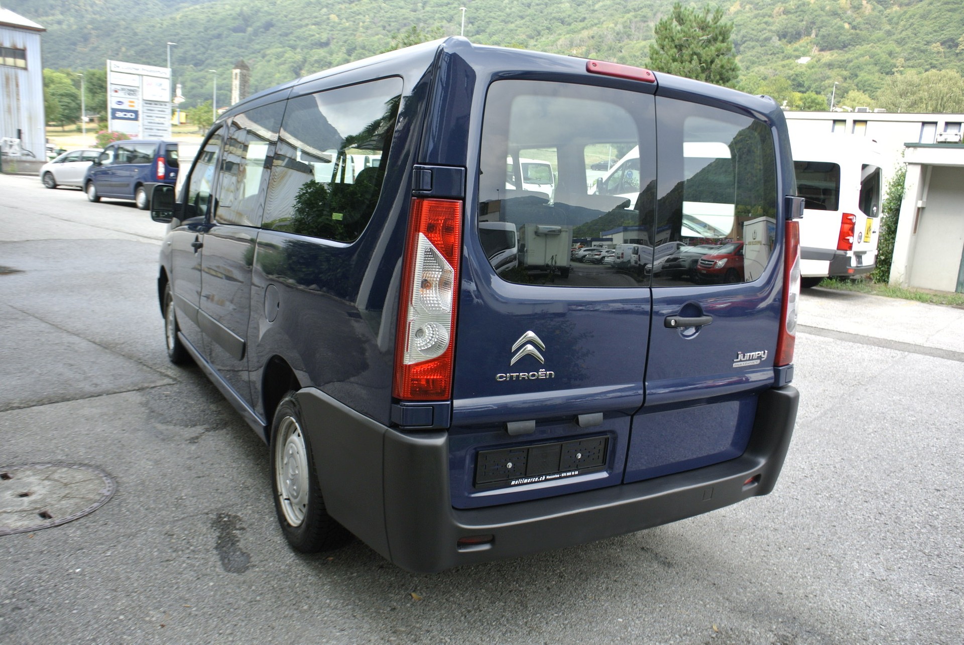 CITROEN Jumpy 2.0 HDi L2H1 Attraction-image-9