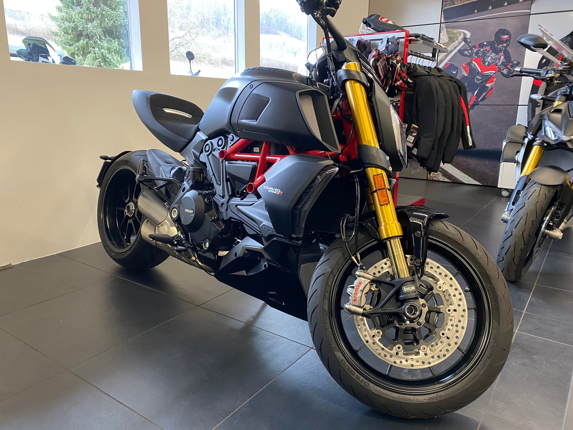 DUCATI Diavel 1260 S-image-2