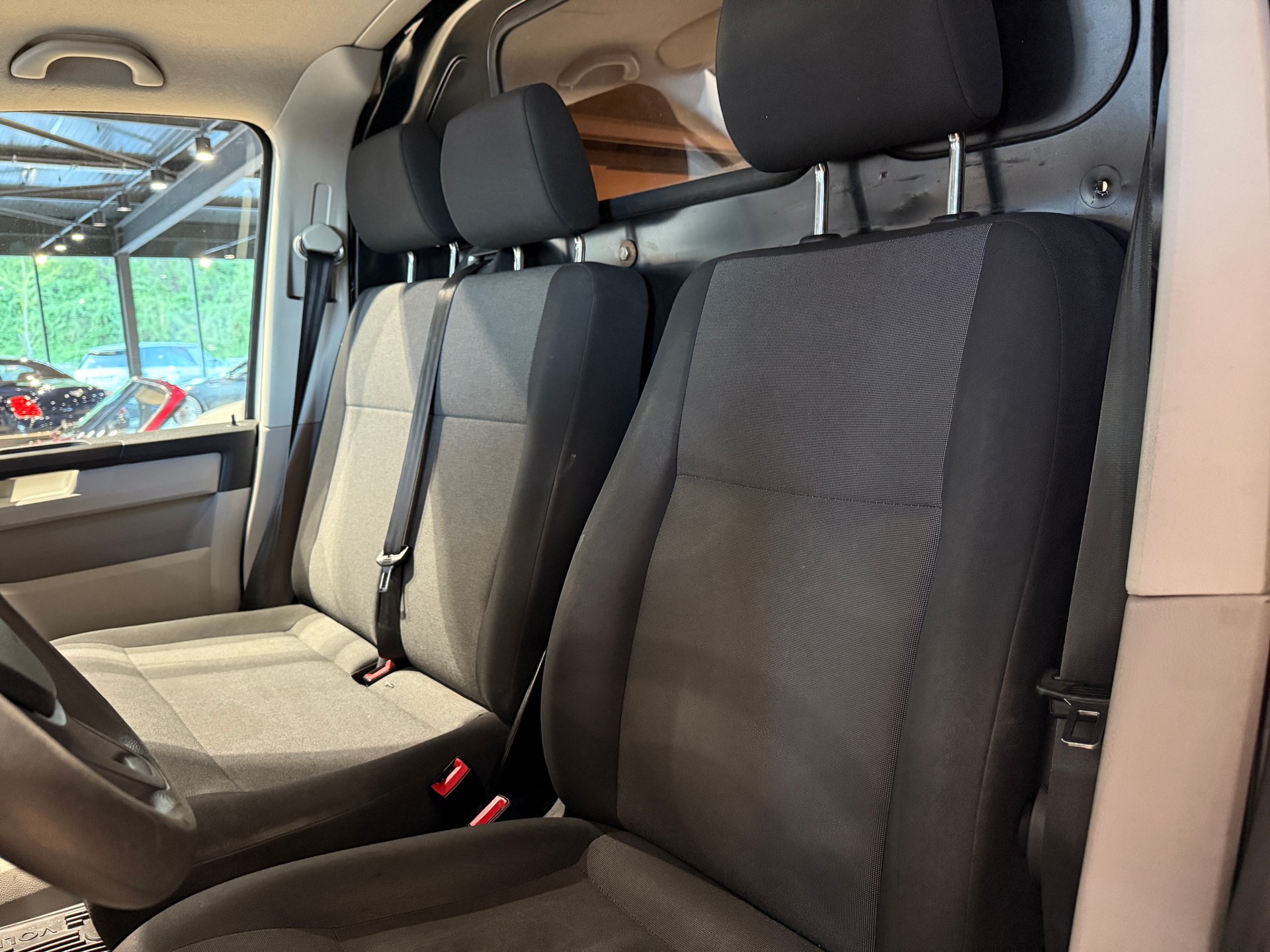 VW T6 2.0 TDI 4Motion-image-10