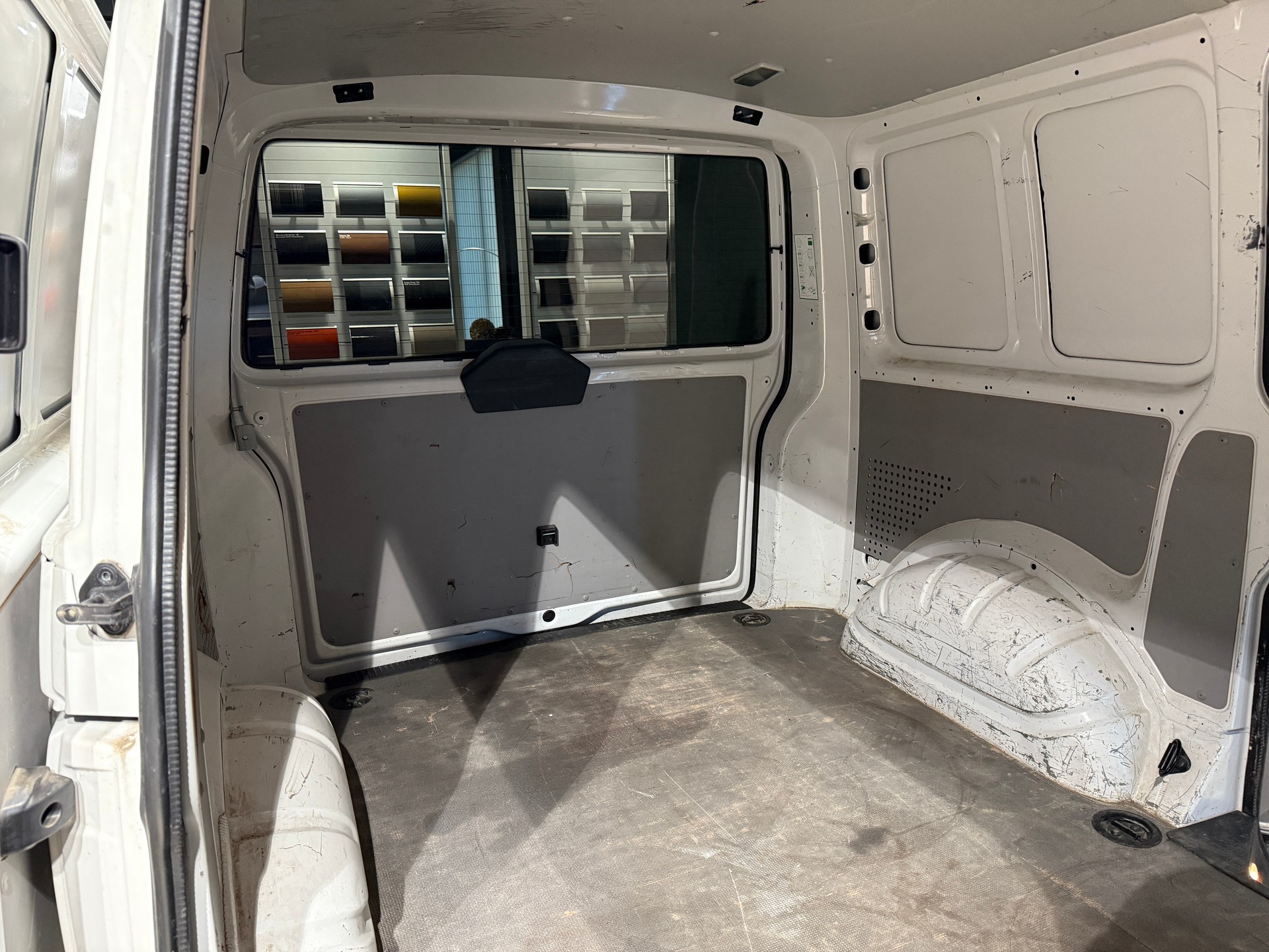 VW T6 2.0 TDI 4Motion-image-6