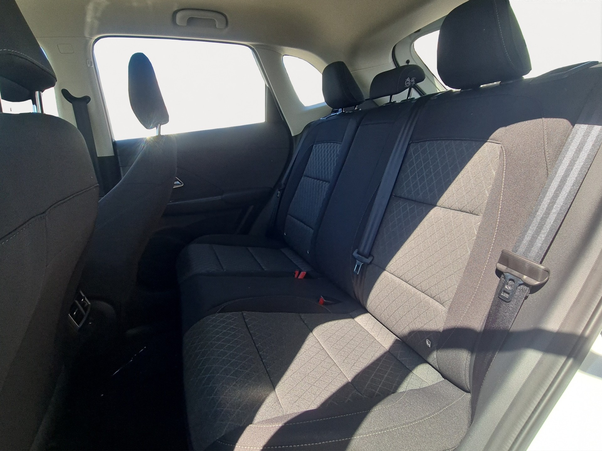 MG ZS 1.5 HEV Comfort-image-14