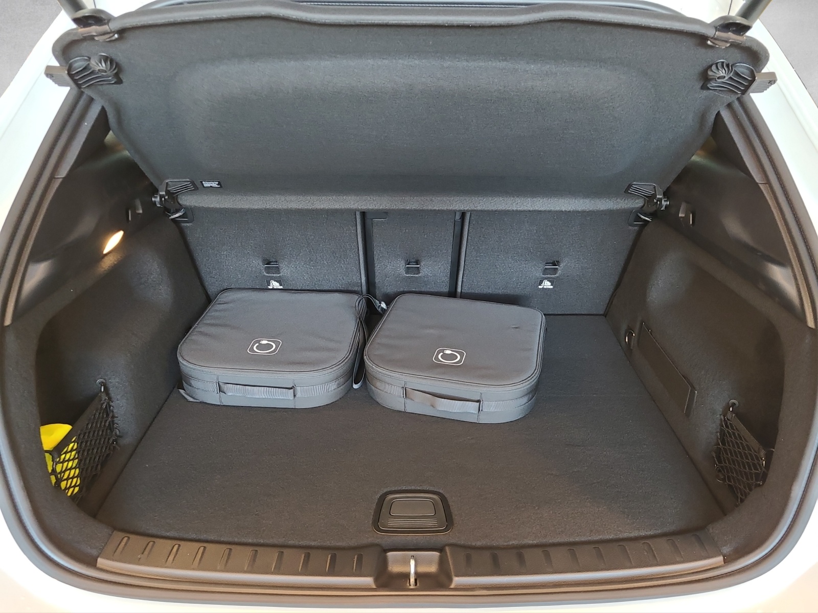 MERCEDES-BENZ EQA 350 66,5 kWh 4Matic Excellence-image-13