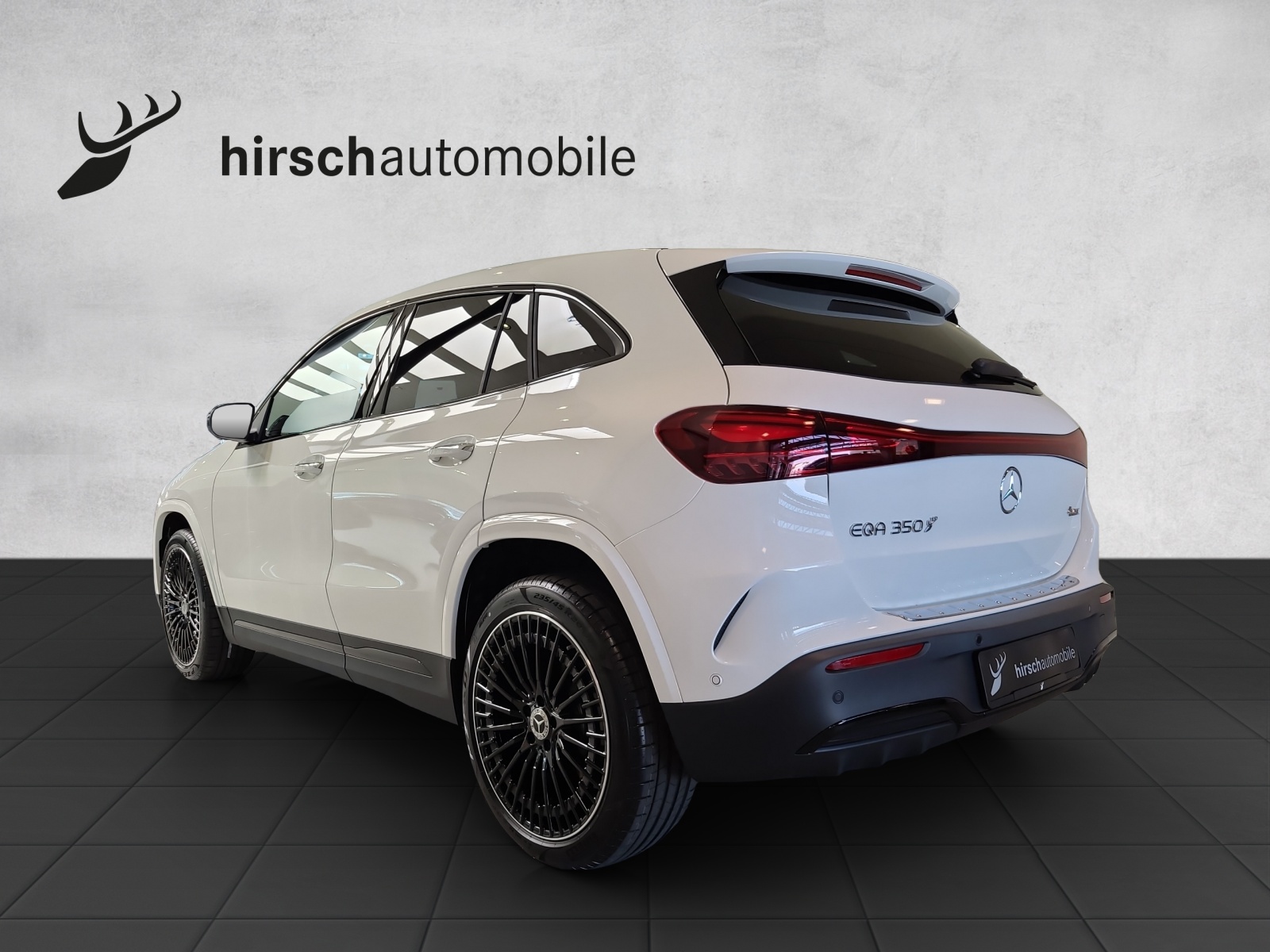 MERCEDES-BENZ EQA 350 66,5 kWh 4Matic Excellence-showroom-element-1