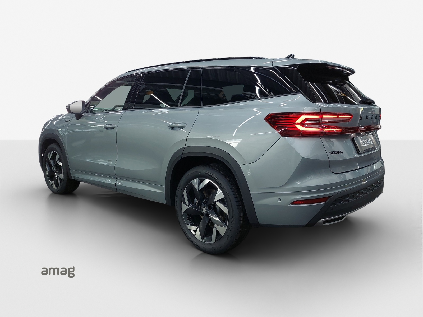 SKODA Kodiaq 2.0 TSI Sportline 4x4-image-2
