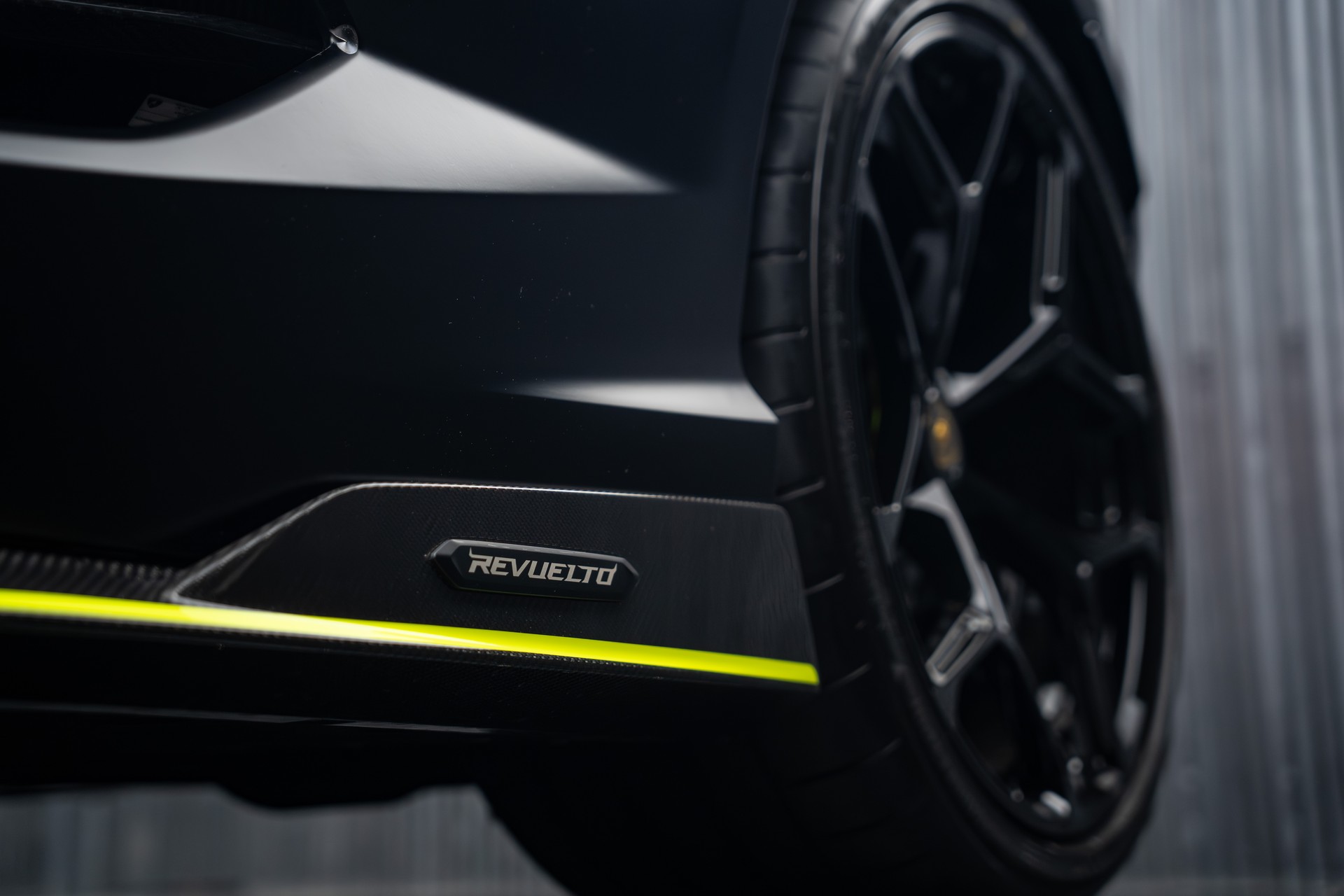 LAMBORGHINI Revuelto HPEV-image-32