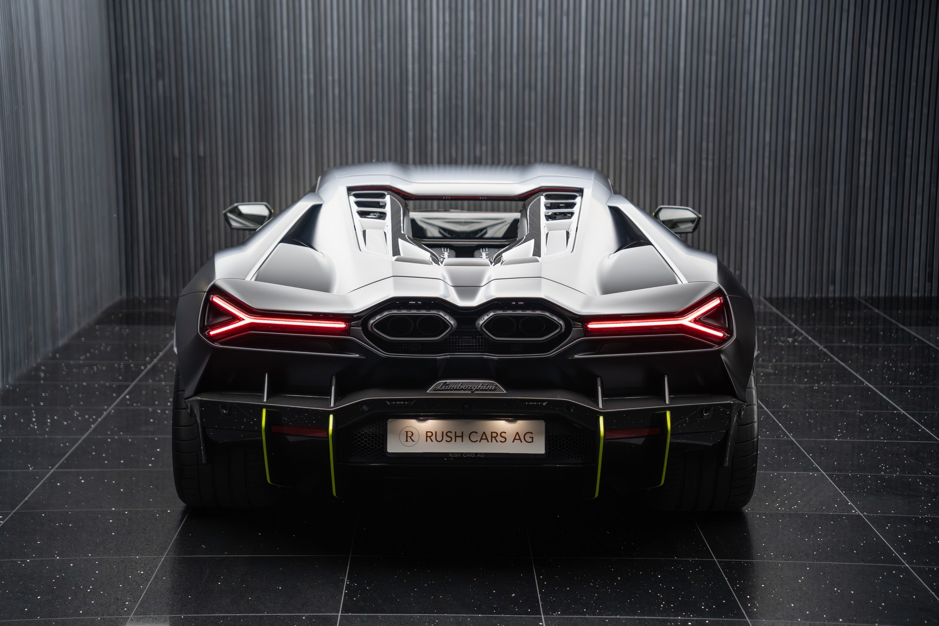 LAMBORGHINI Revuelto HPEV-image-4
