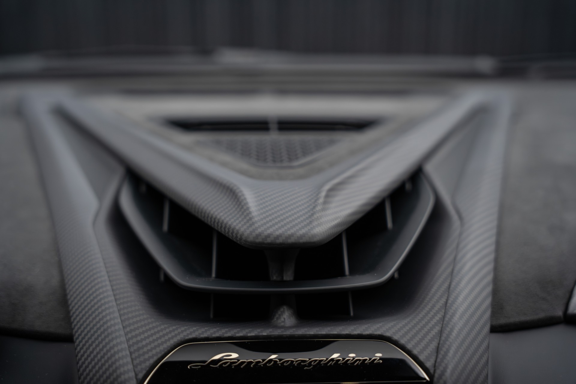 LAMBORGHINI Revuelto HPEV-image-12