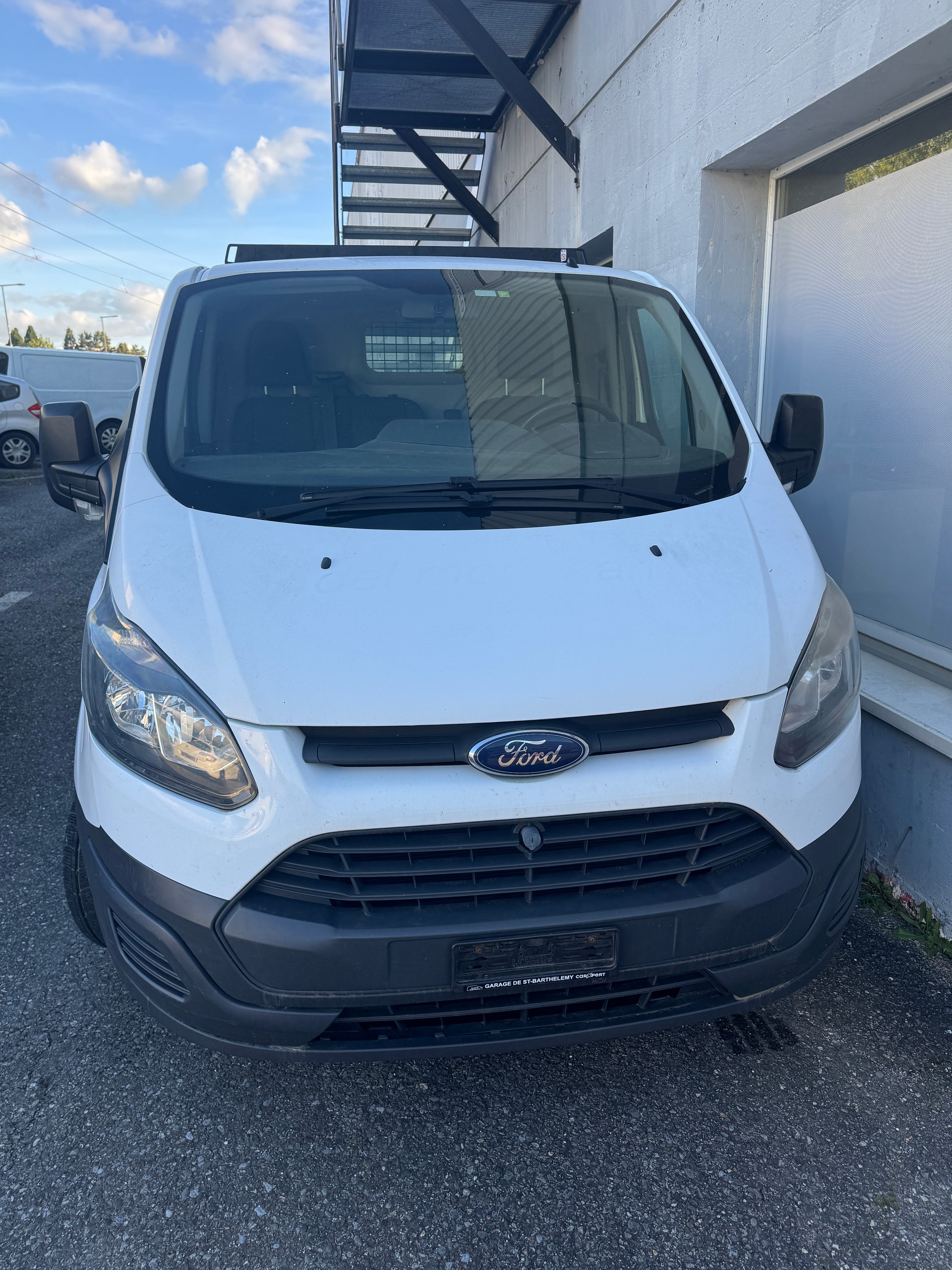 FORD Transit Custom Van 270 L1H1 Limited-image-0