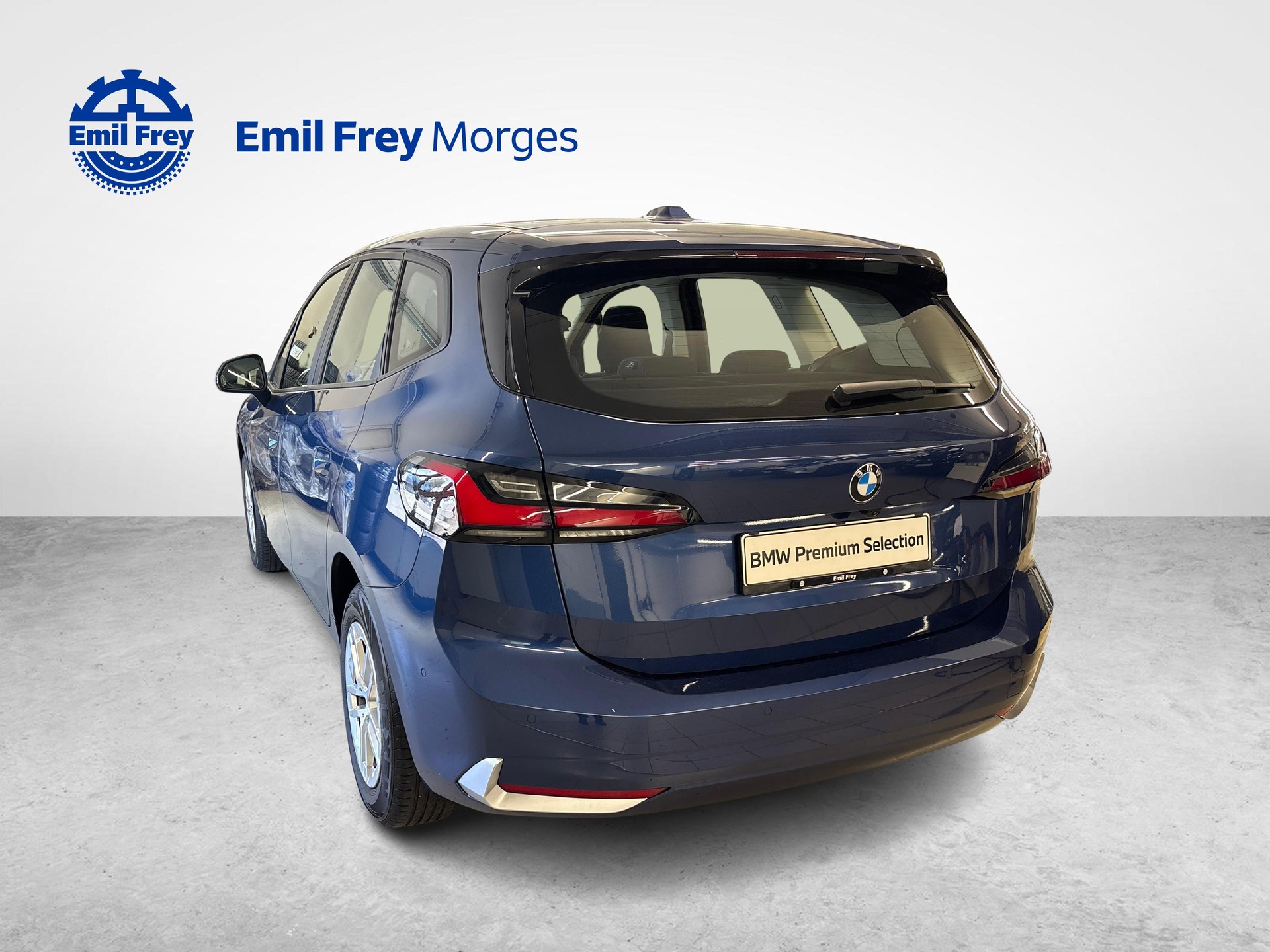 BMW 218d Active Tourer-image-4