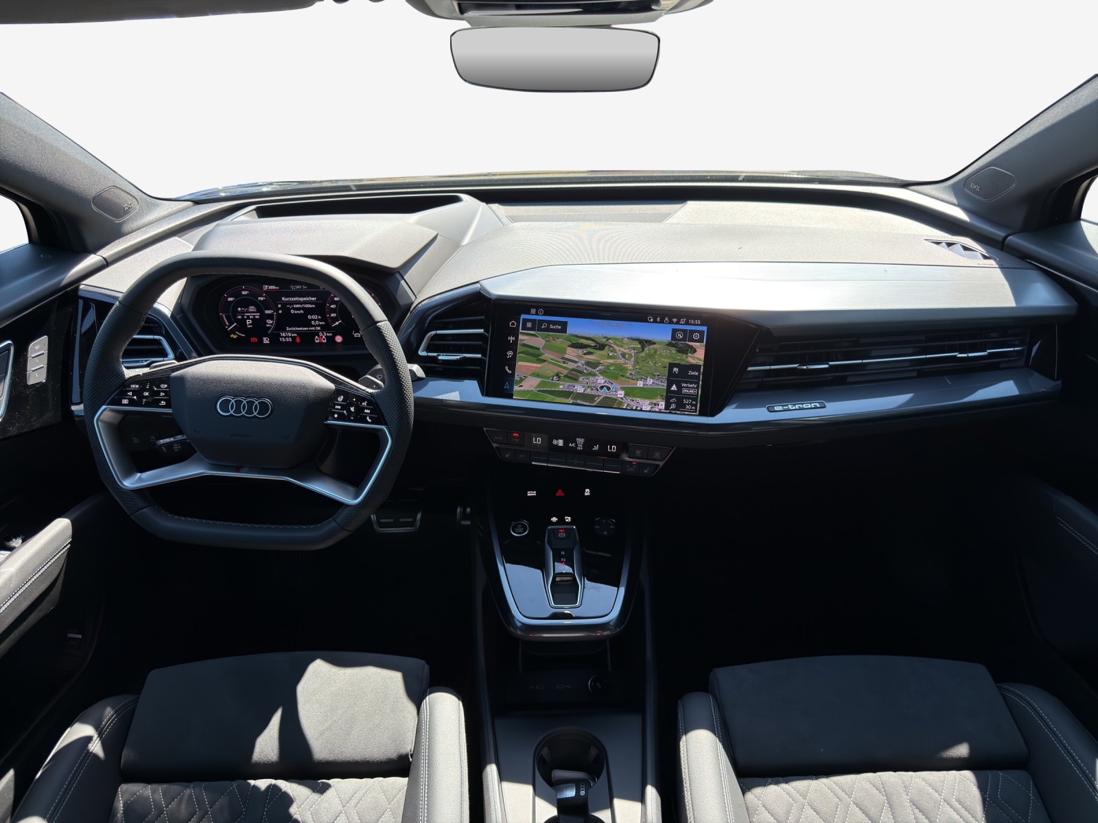 AUDI Q4 e-tron 45 Attraction quattro-image-8