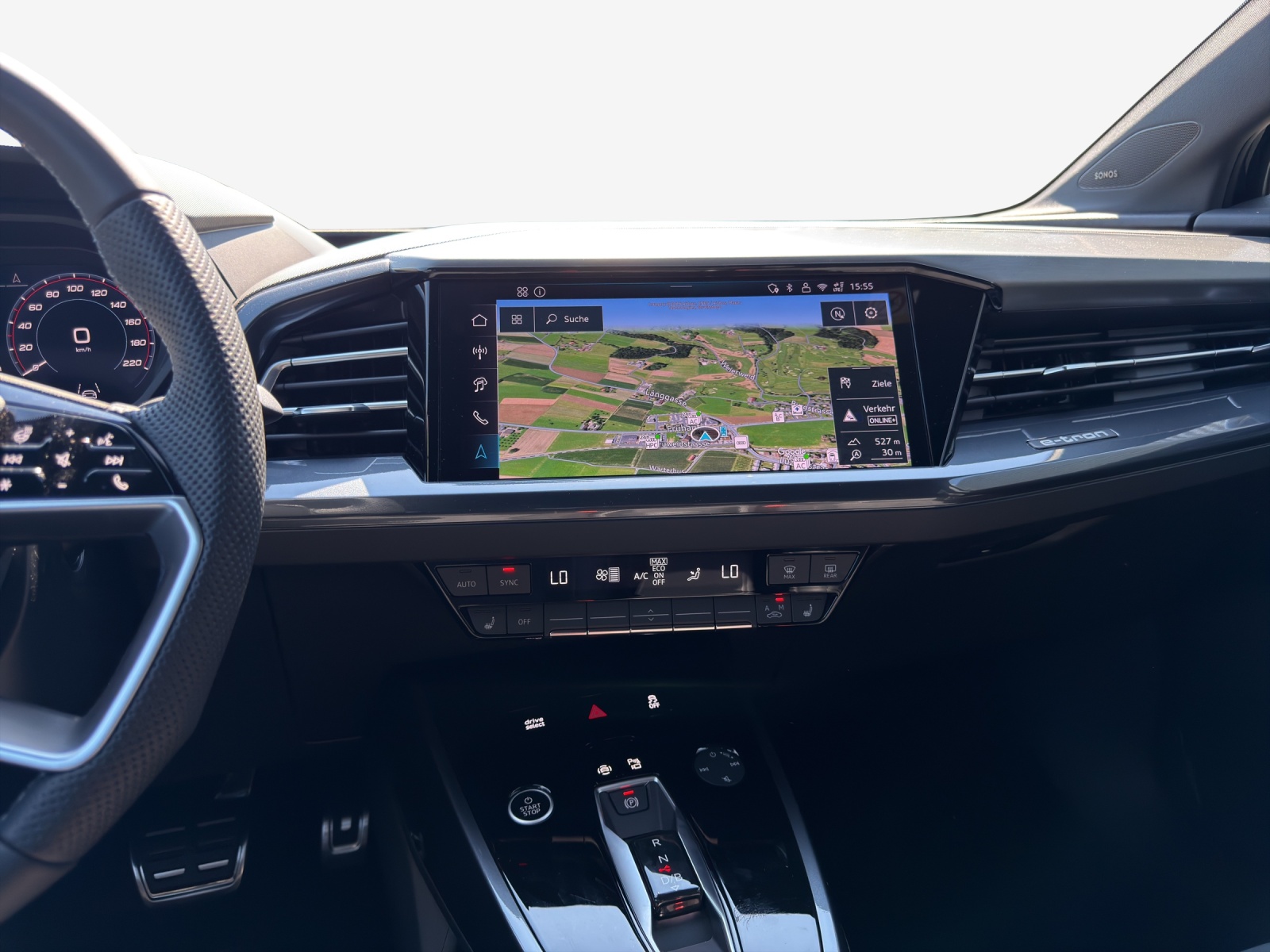 AUDI Q4 e-tron 45 Attraction quattro-image-10