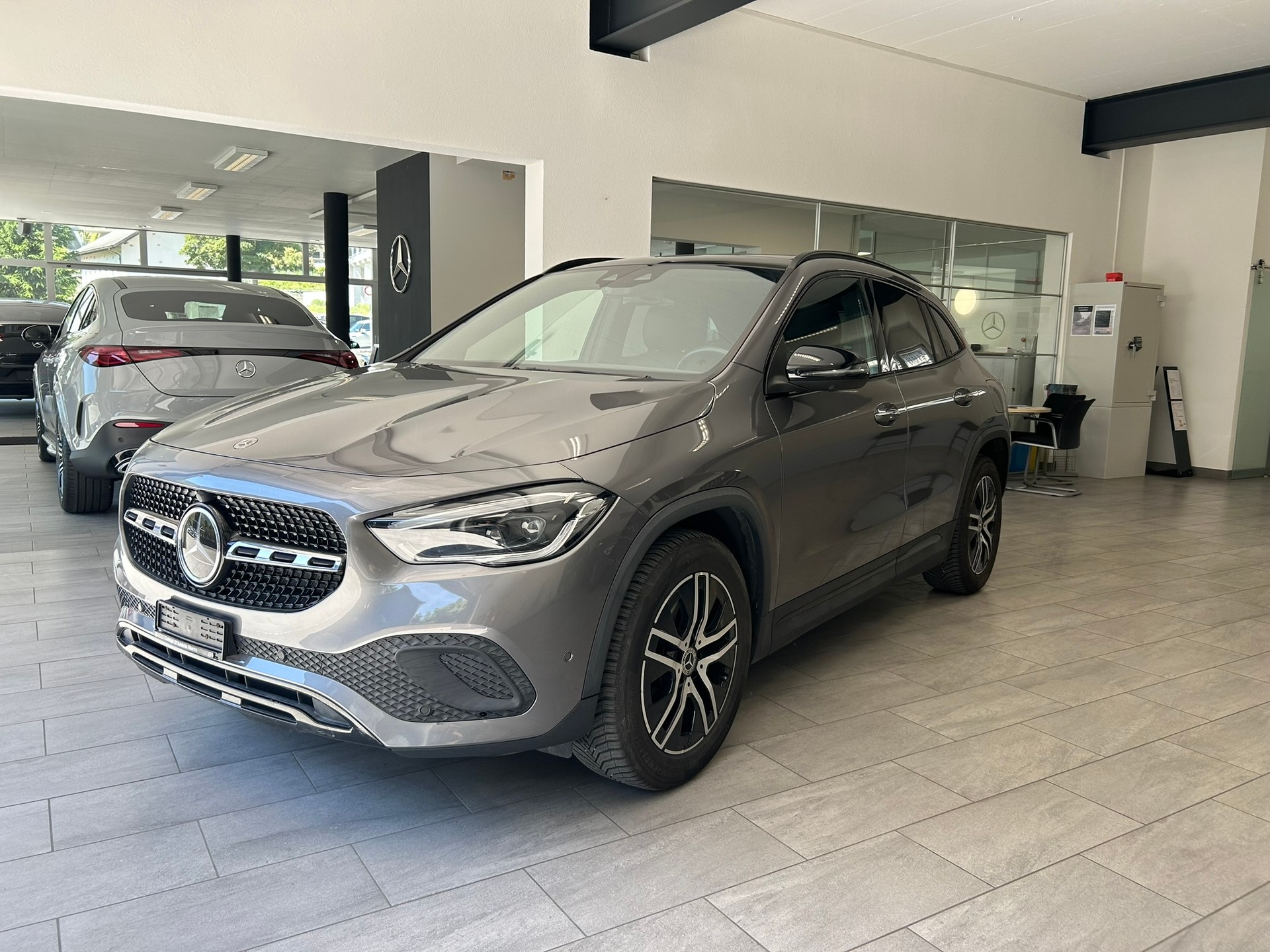 MERCEDES-BENZ GLA 220d 4Matic Progressive 8G-DCT