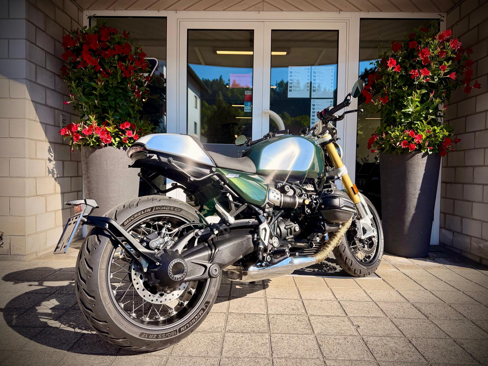 BMW R 12 nine T-showroom-element-2