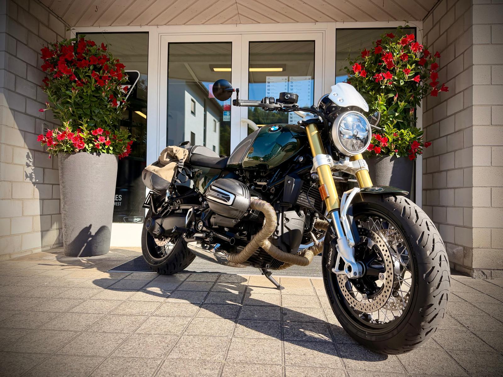 BMW R 12 nine T