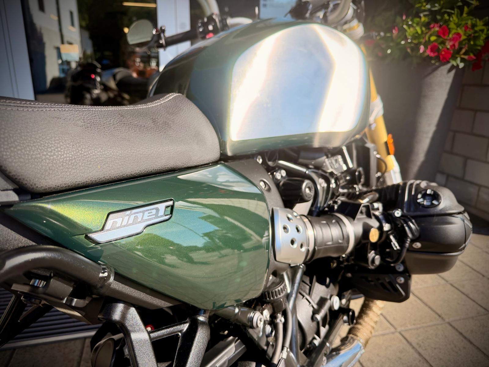 BMW R 12 nine T-image-9