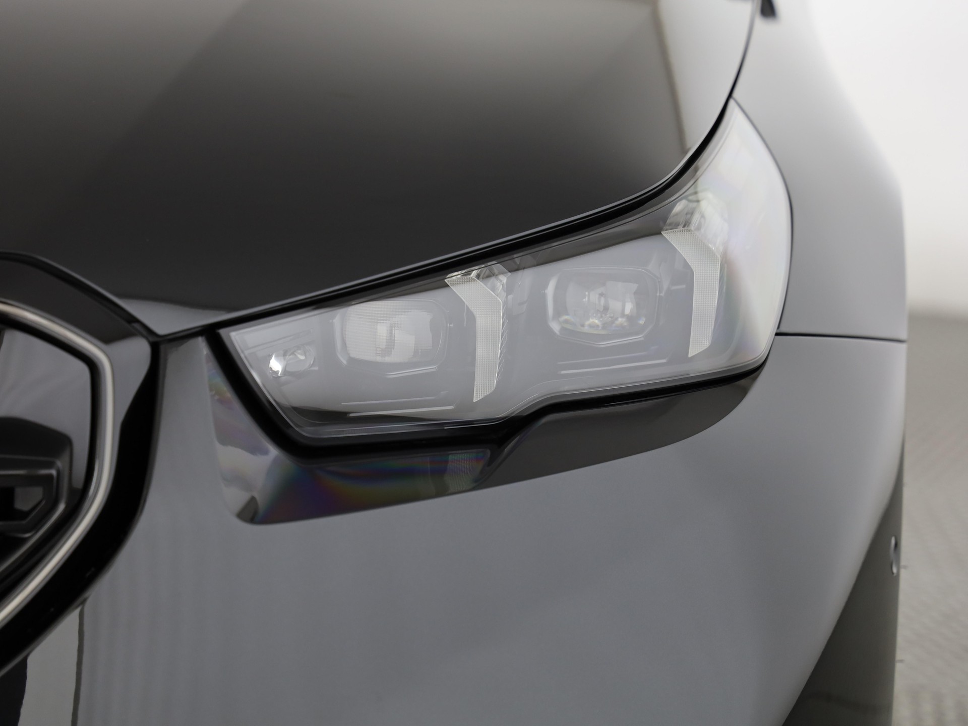 BMW M5 xDrive Touring-image-5