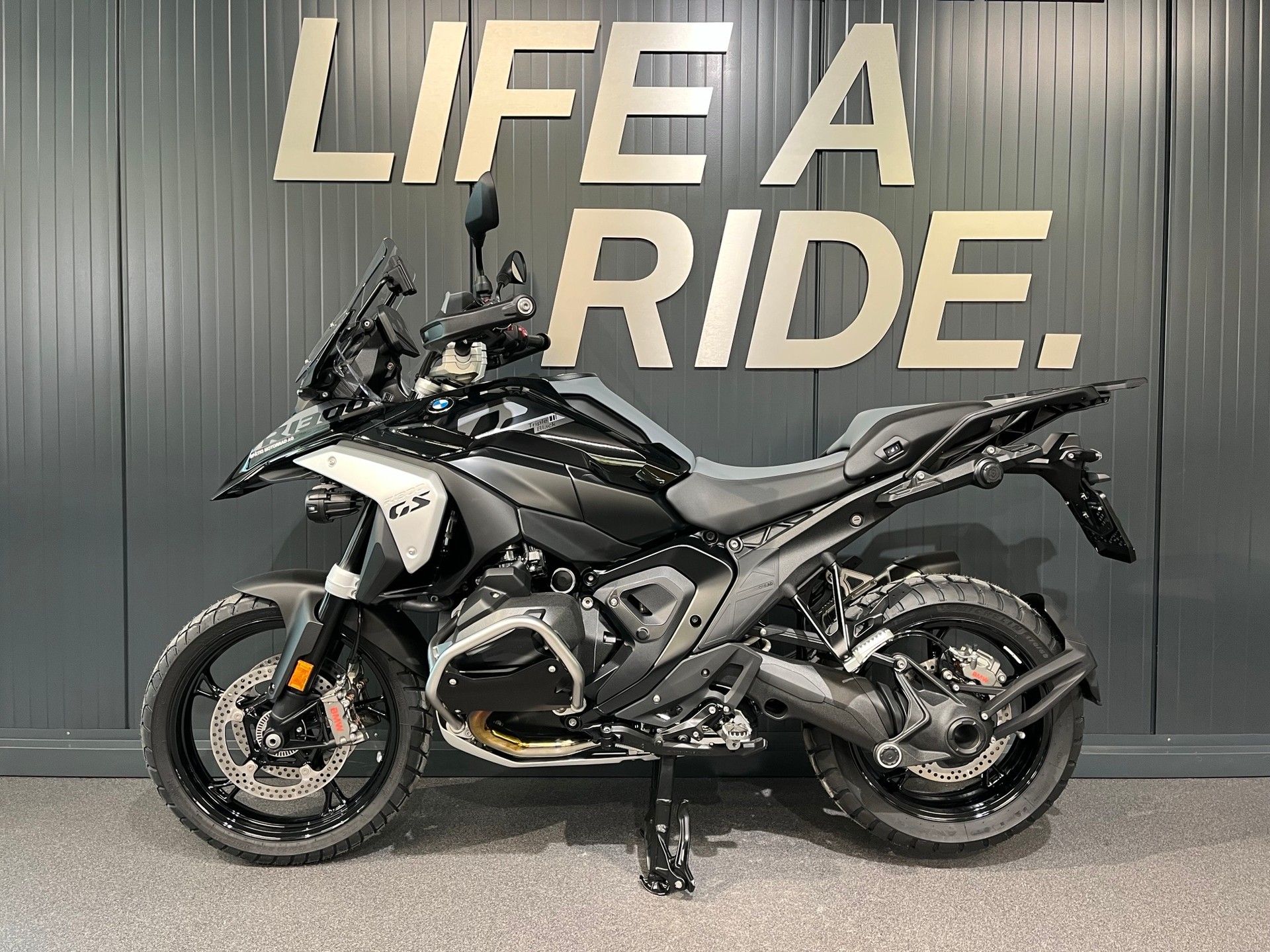 BMW R 1300 GS-showroom-element-2