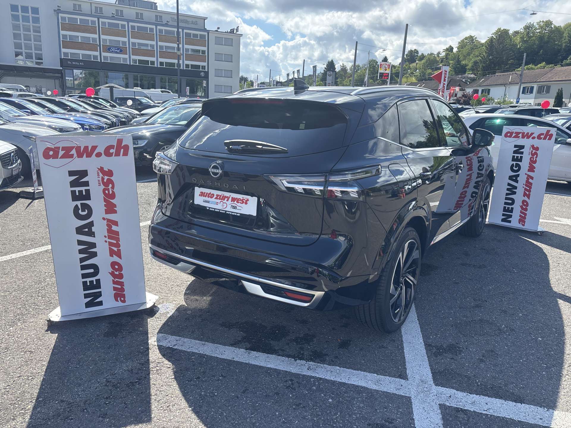 NISSAN Qashqai 1.3 DIG-T MHEV Tekna+ Xtronic-Automat-image-2
