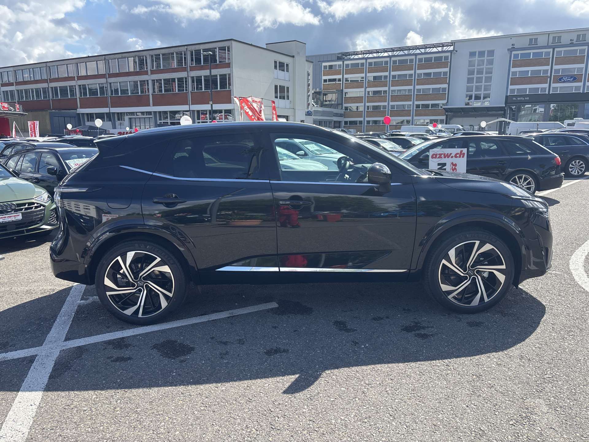 NISSAN Qashqai 1.3 DIG-T MHEV Tekna+ Xtronic-Automat-image-12