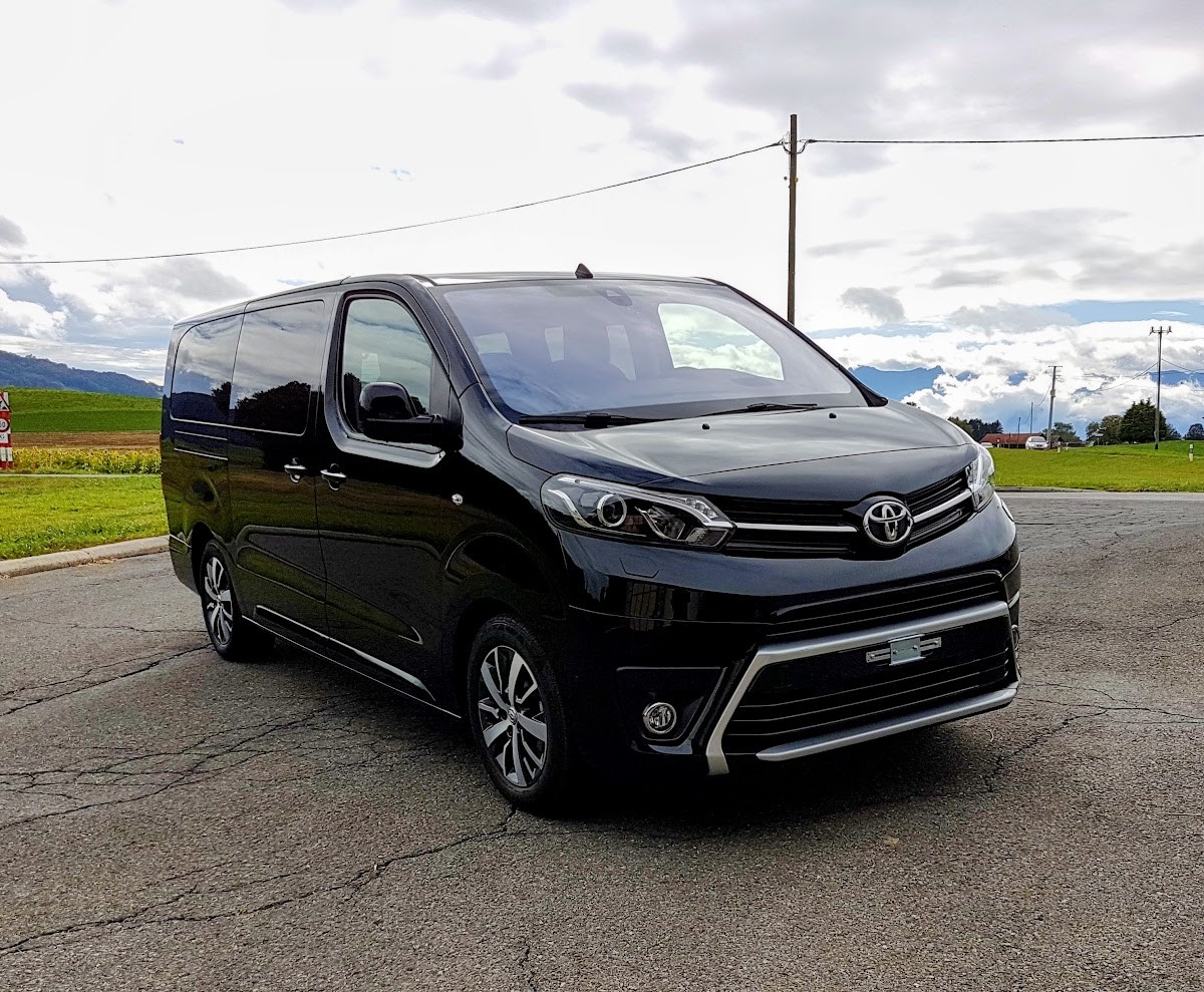 TOYOTA Verso long 2.0 D VIP - toutes options