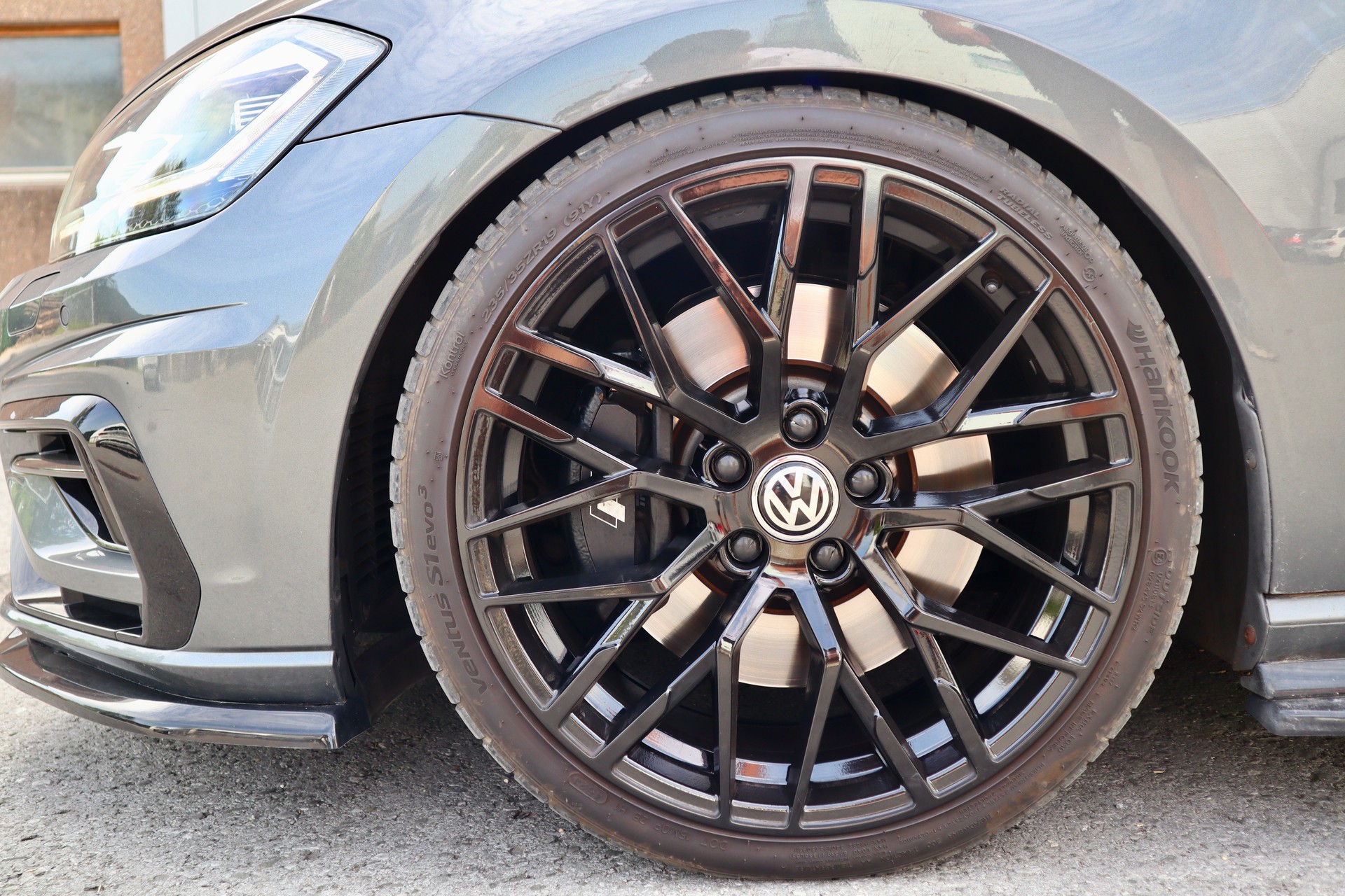 VW Golf 2.0 TSI R 4Motion DSG-image-14