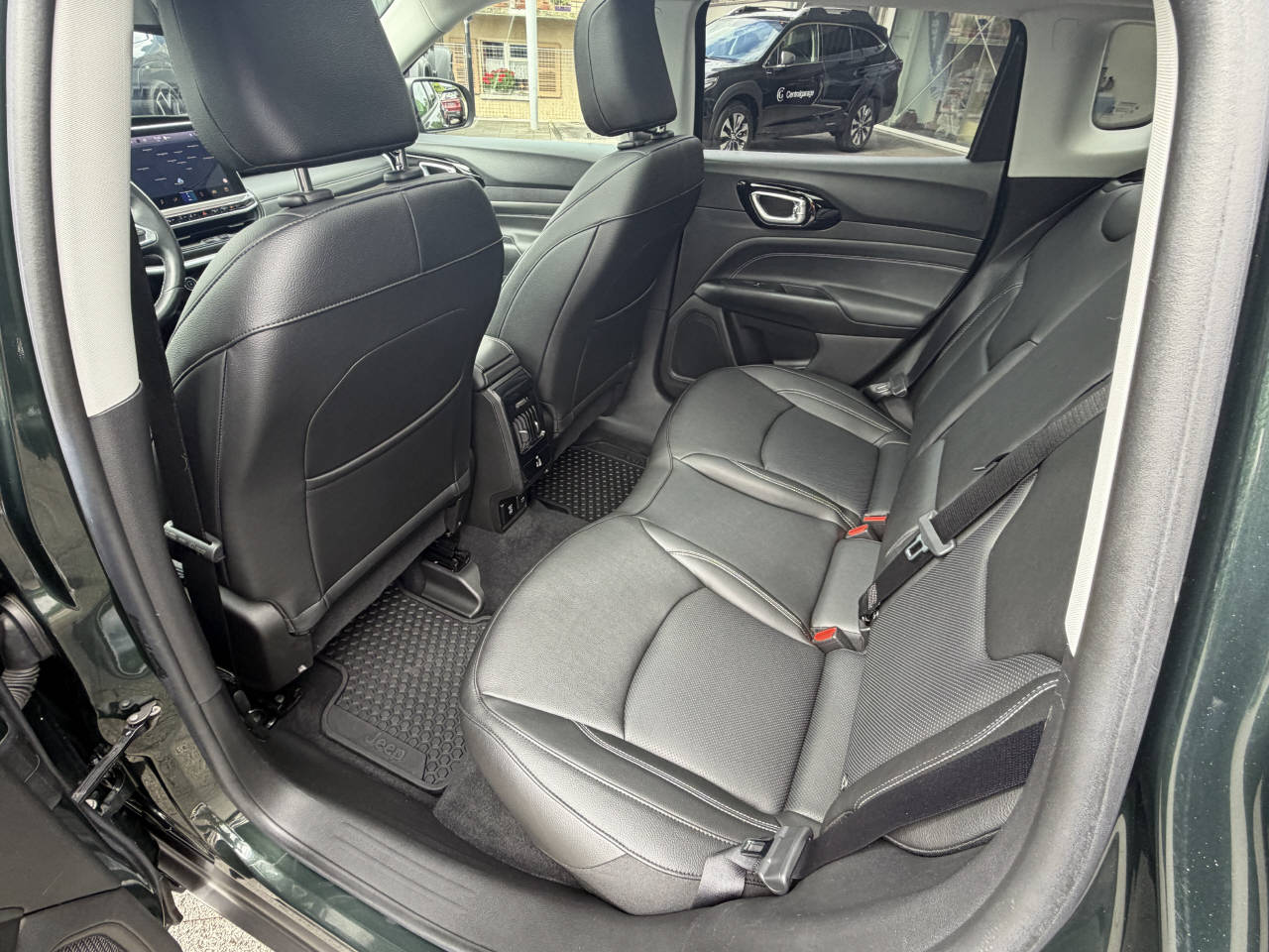 JEEP Compass 1.3 Turbo Limited-image-9